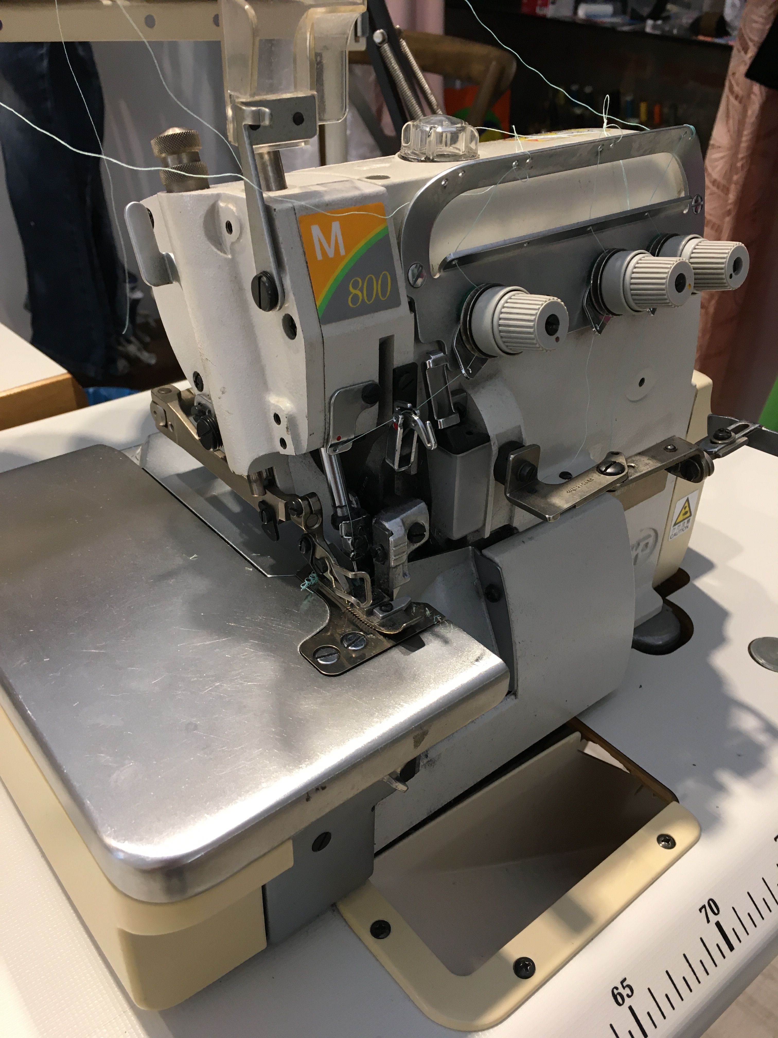 Macchine per cucire in vendita