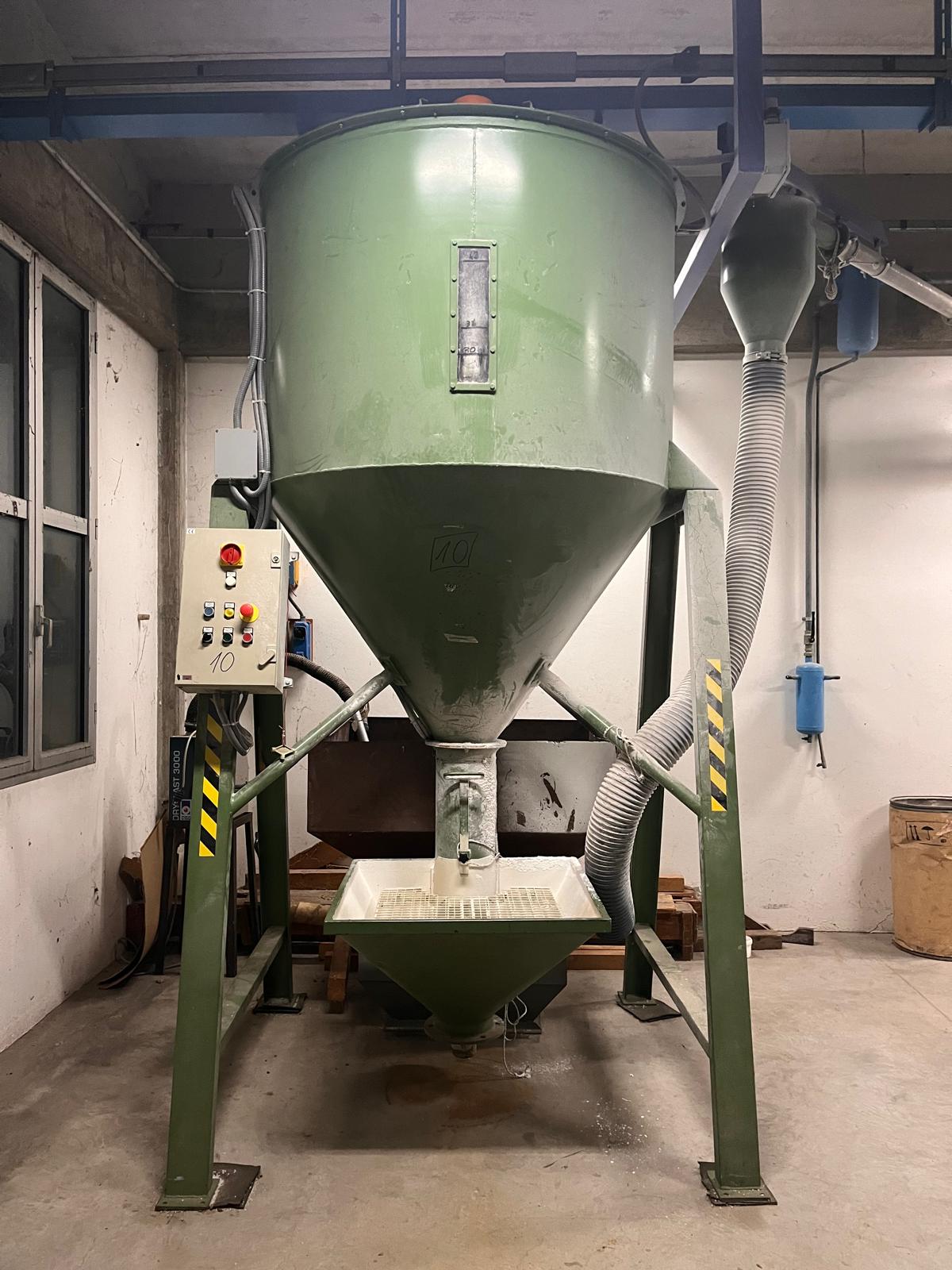 Silos miscalatore usato in vendita - foto 1