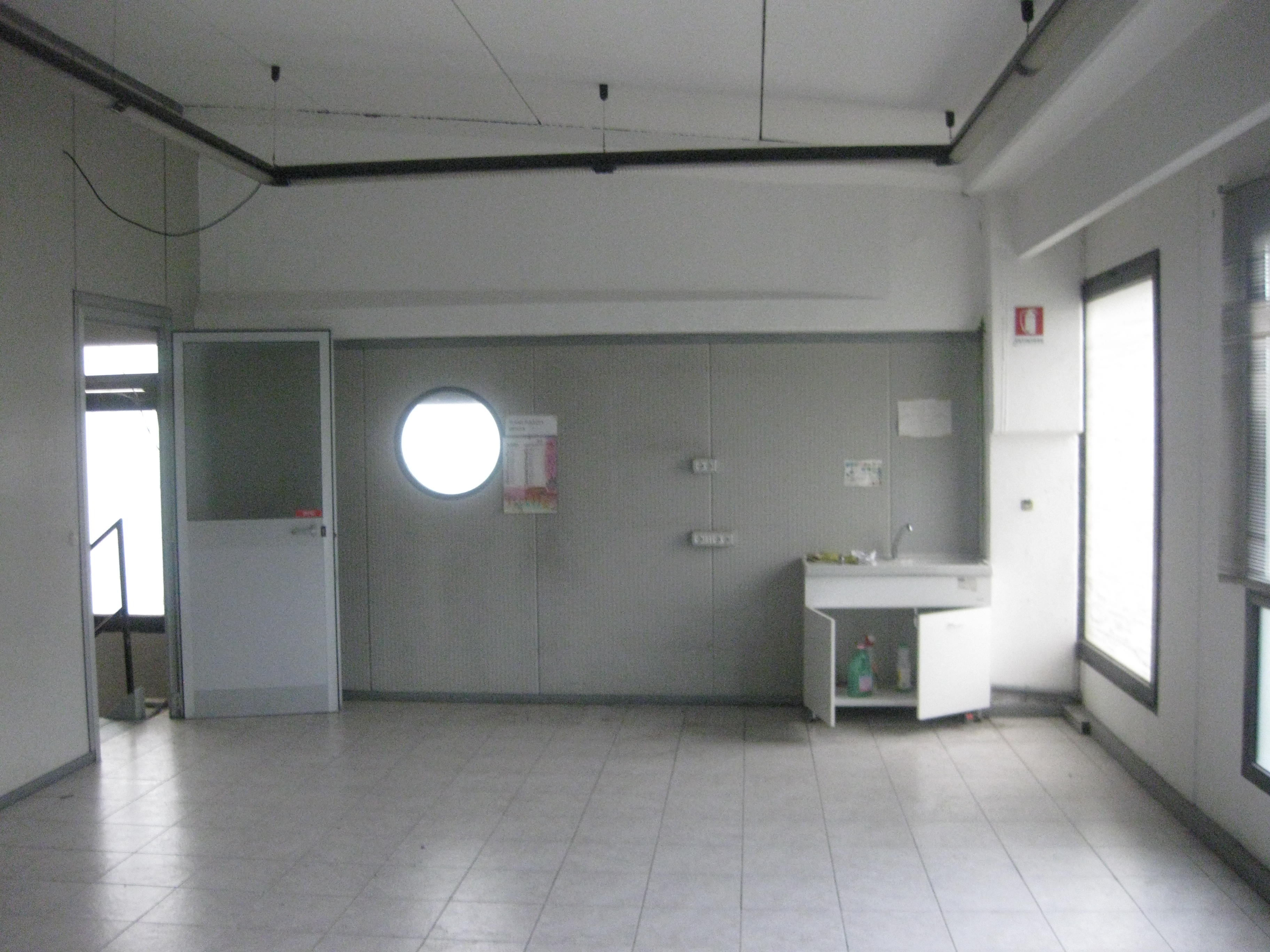 Verderio Inferiore - Capannone di ca 1300 mq in vendita - foto 2