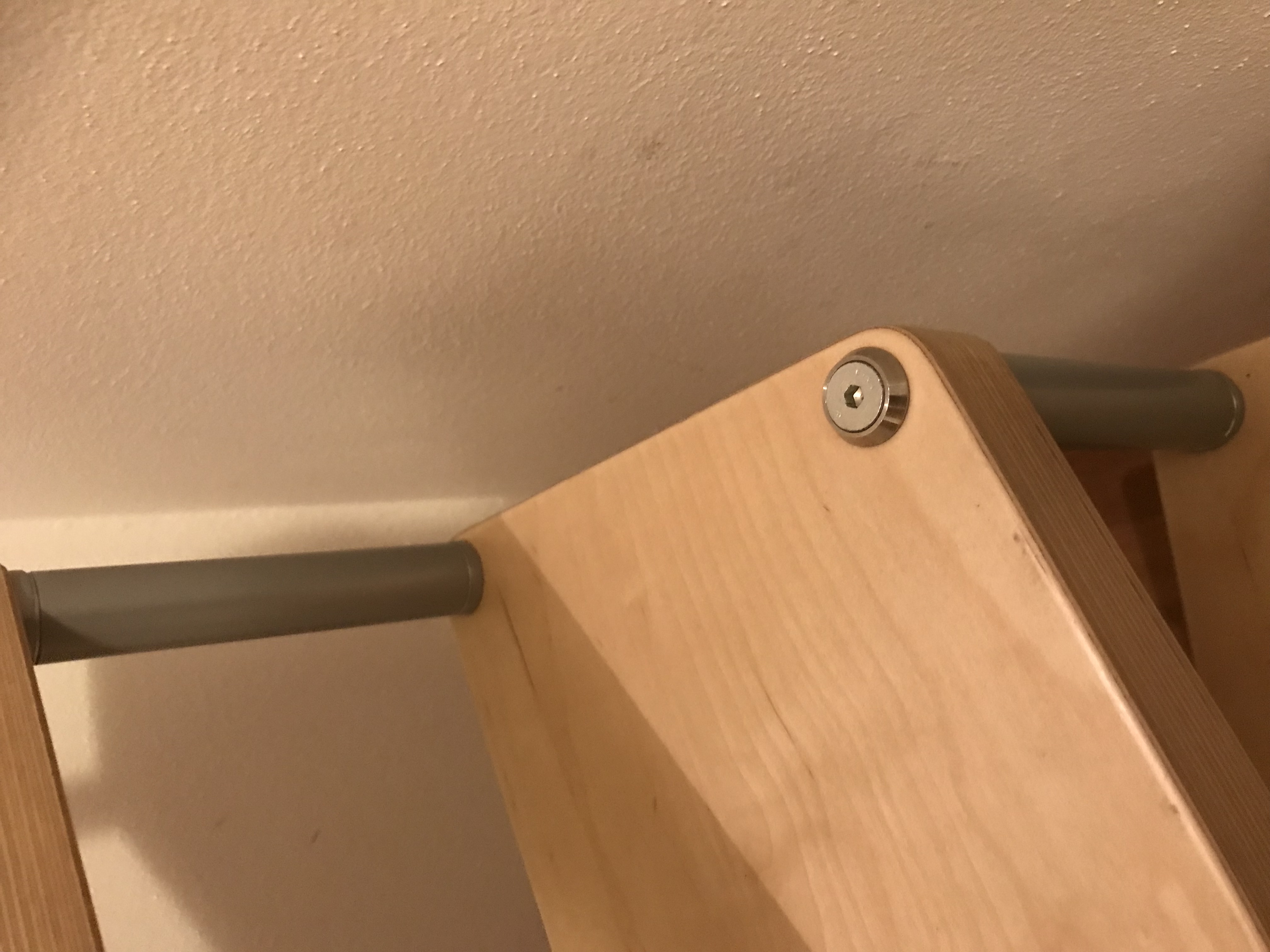 Scala a chiocciola con piantone disassato  in vendita - foto 3