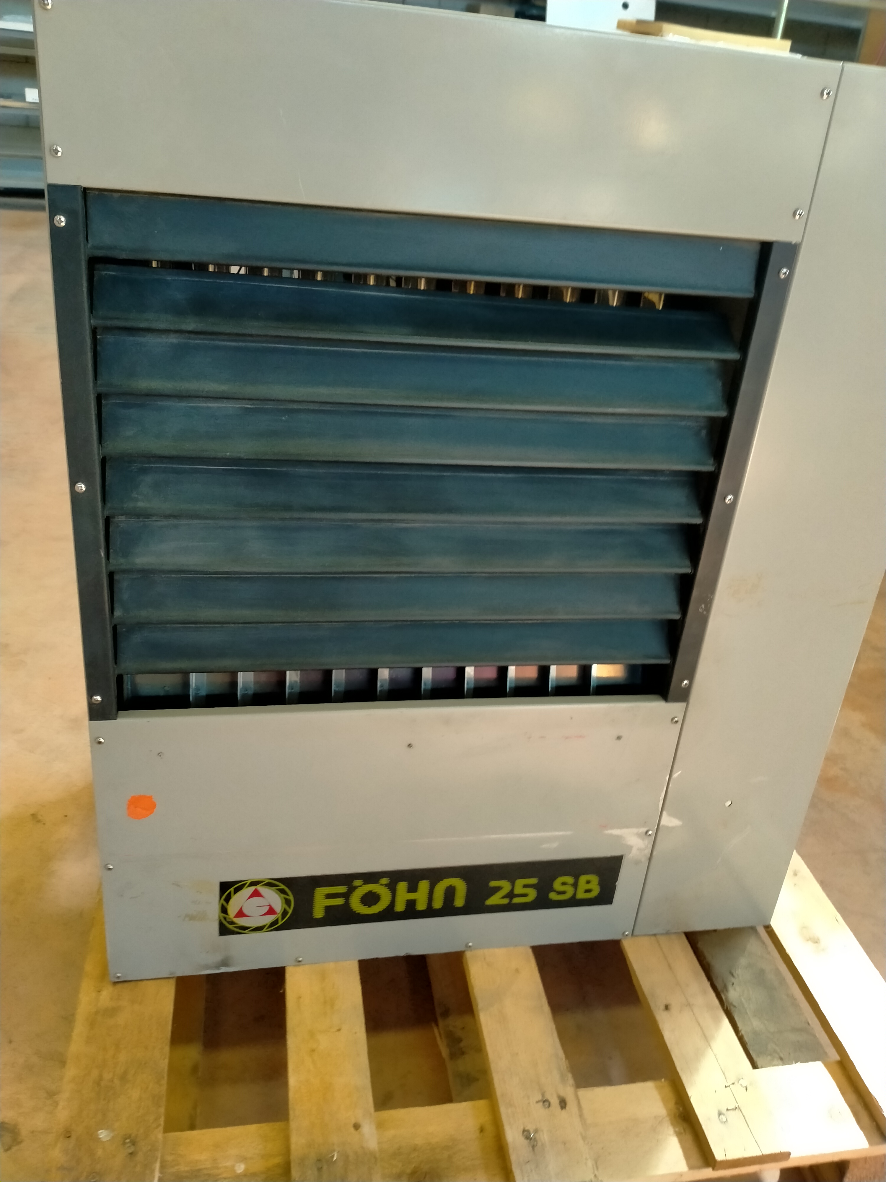 Generatore d'aria calda, pensile in vendita - foto 1