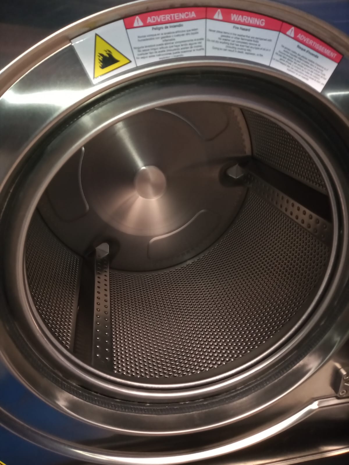 LAVATRICE INDUSTRIALE, CAPACITÀ DI CARICO 11 KG in vendita - foto 3