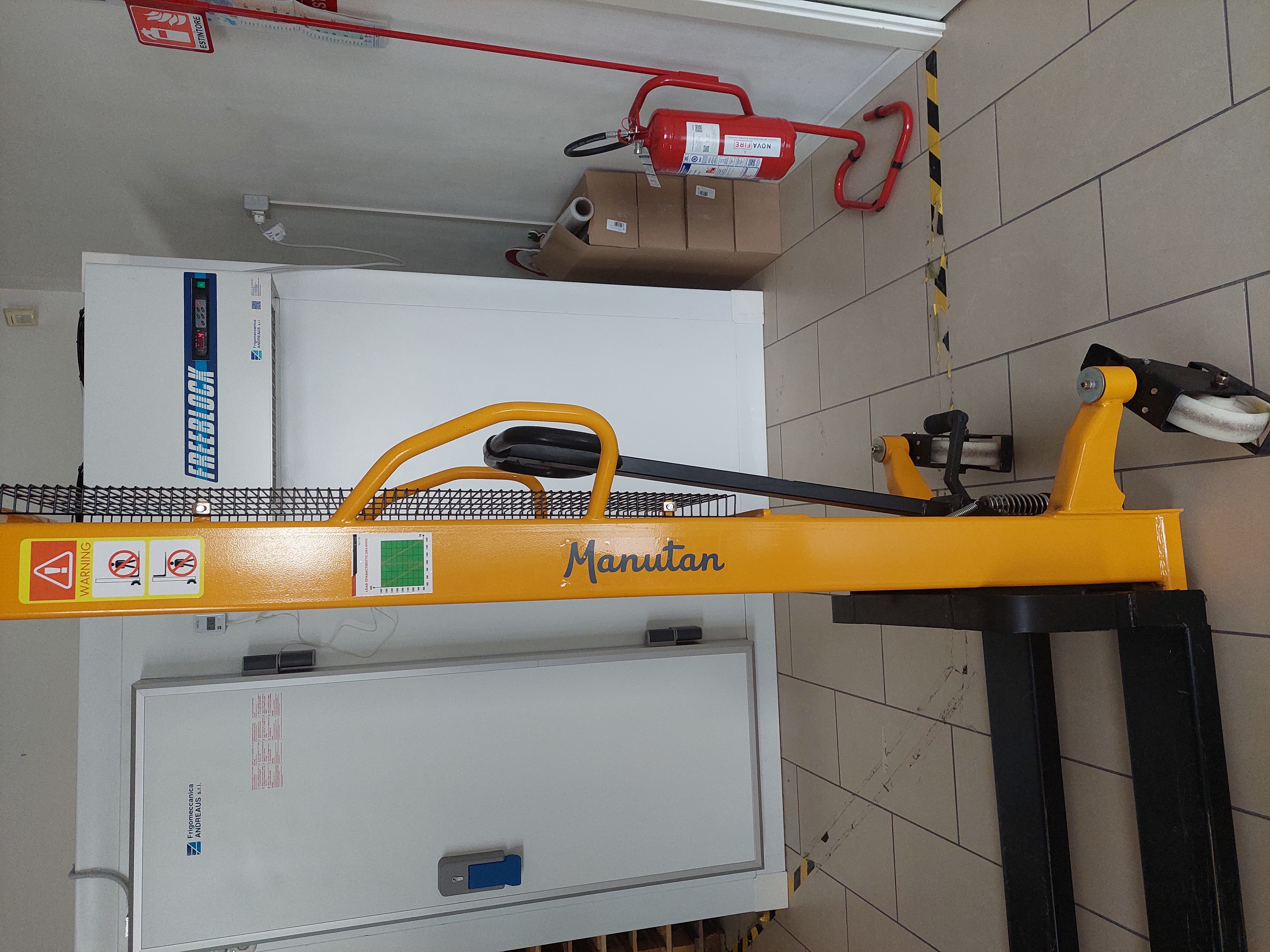 Transpallet elevatore manuale pari al nuovo in vendita - foto 5