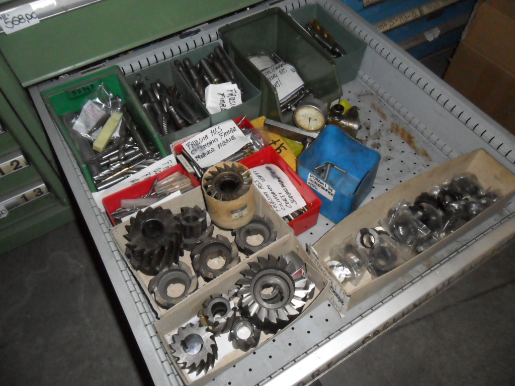 STOCK ATTREZZATURE DA OFFICINA MECCANICA in vendita - foto 1