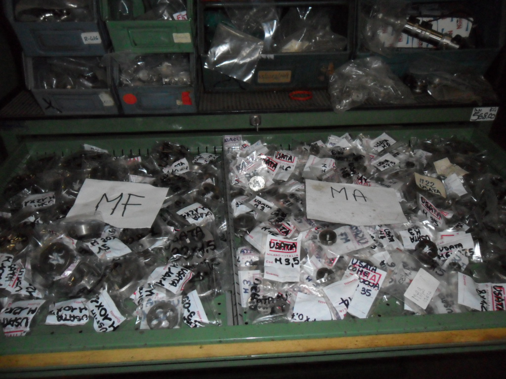 STOCK ATTREZZATURE DA OFFICINA MECCANICA in vendita - foto 6