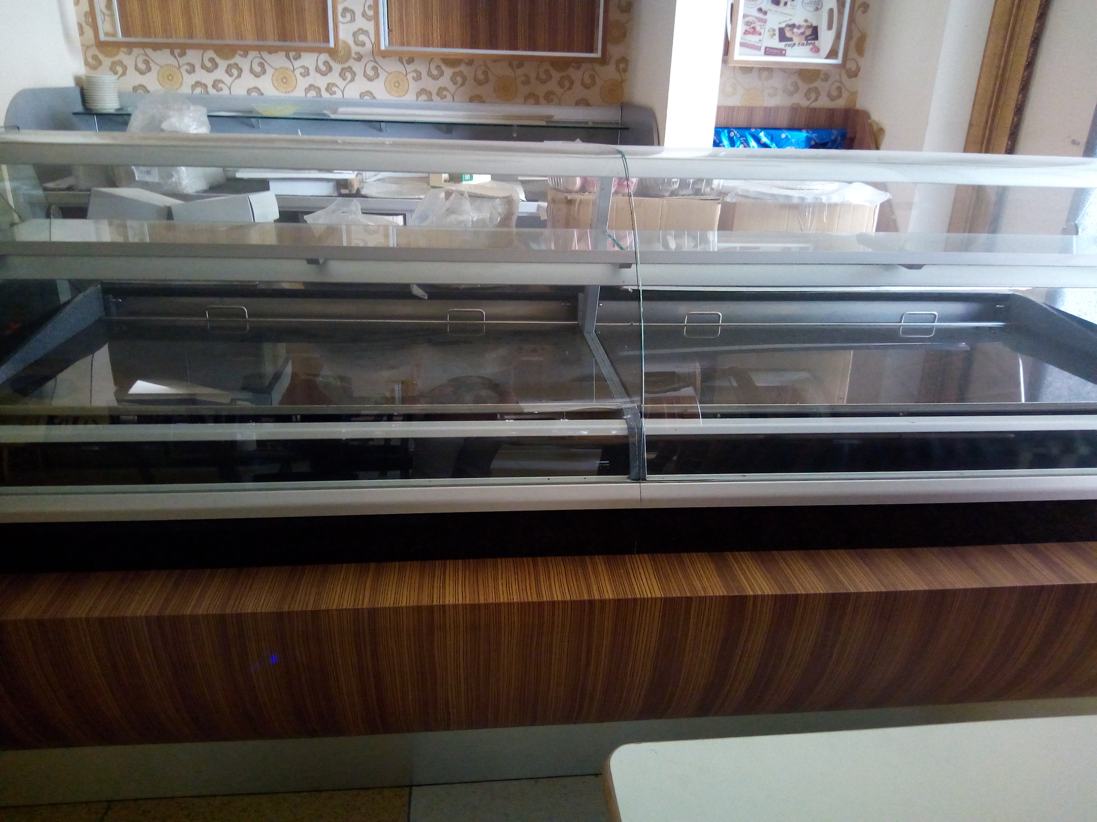 Banconi pasticceria refrigerati con mobili e mensole  in vendita - foto 10