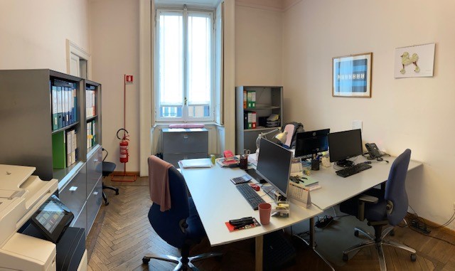 Un arredo pronto e completo per il tuo ufficio in vendita - foto 3