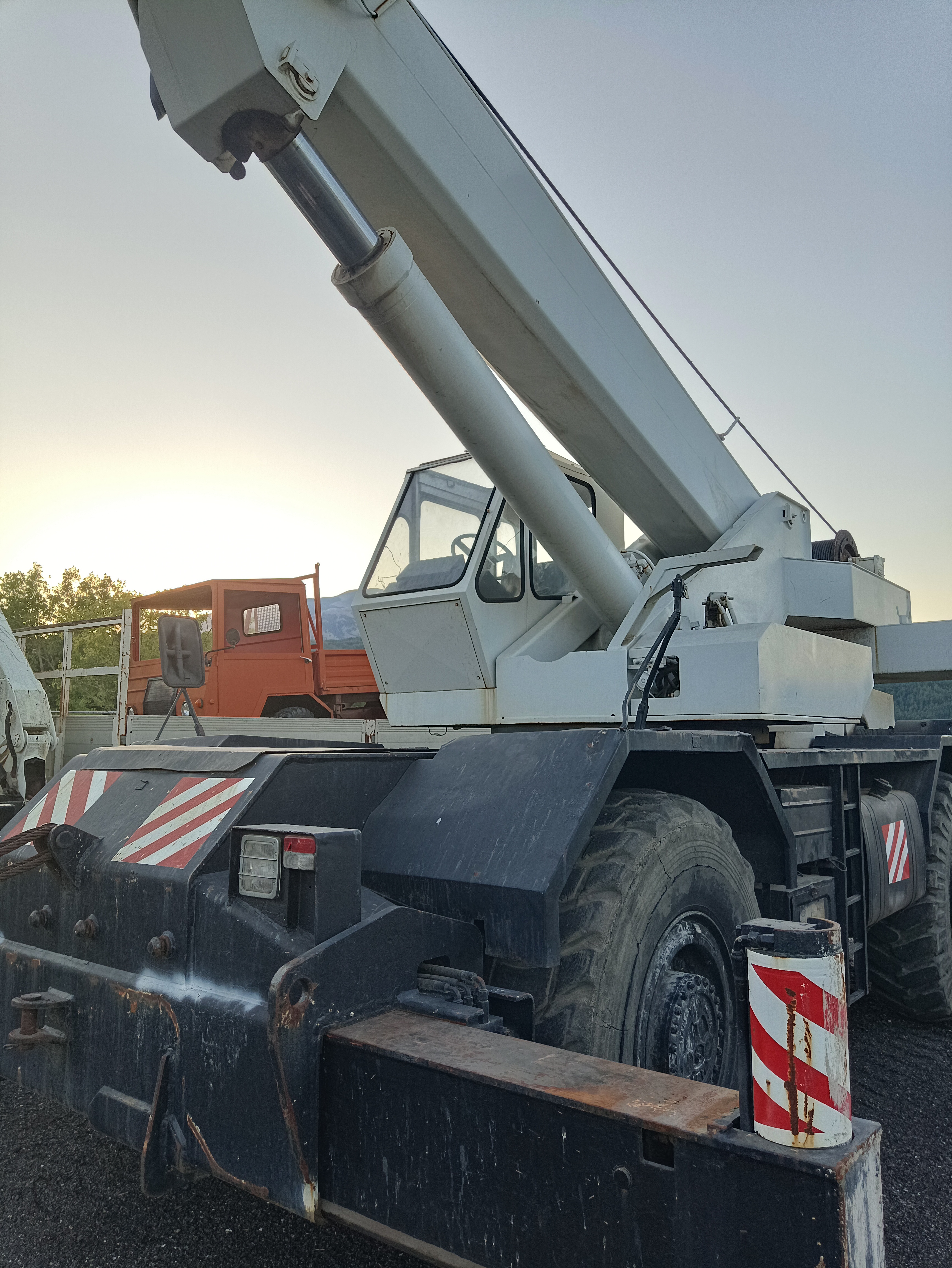 Gru / Crane Bendini 20 m 35 ton - Rotativa Ore 5000 in vendita - foto 4