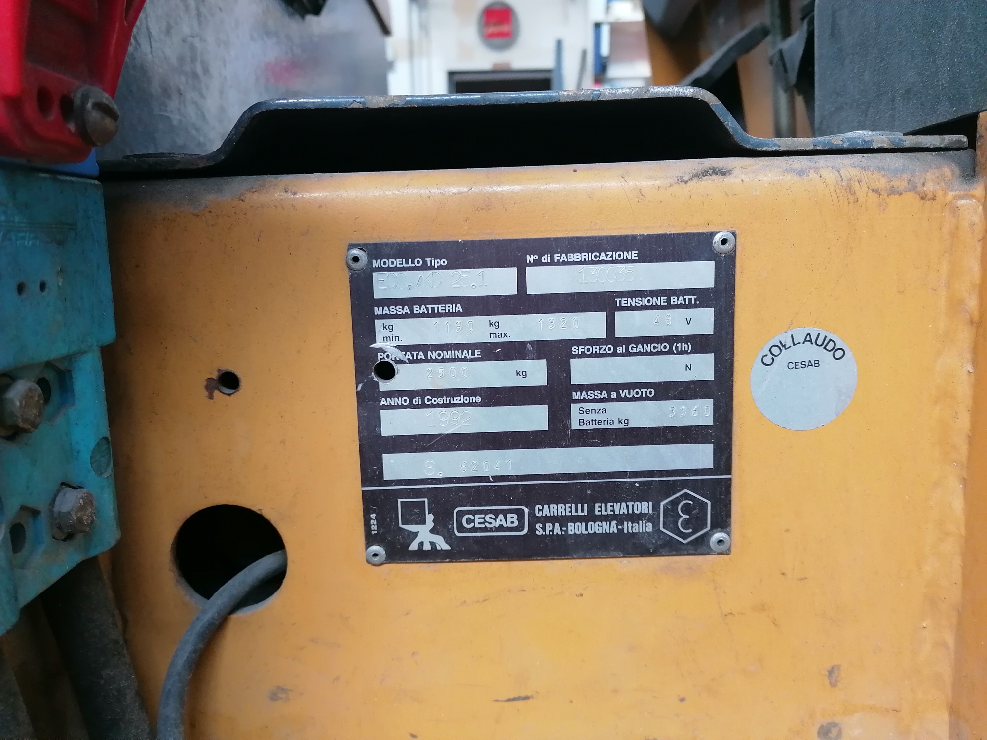 CARRELLO ELEVATORE ELETTRICO Kg.25000 in vendita - foto 2