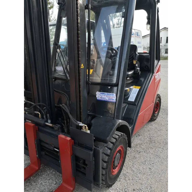 CARRELLO ELEVATORE (MULETTO) LINDE  H25 SERIE 392   in vendita - foto 4