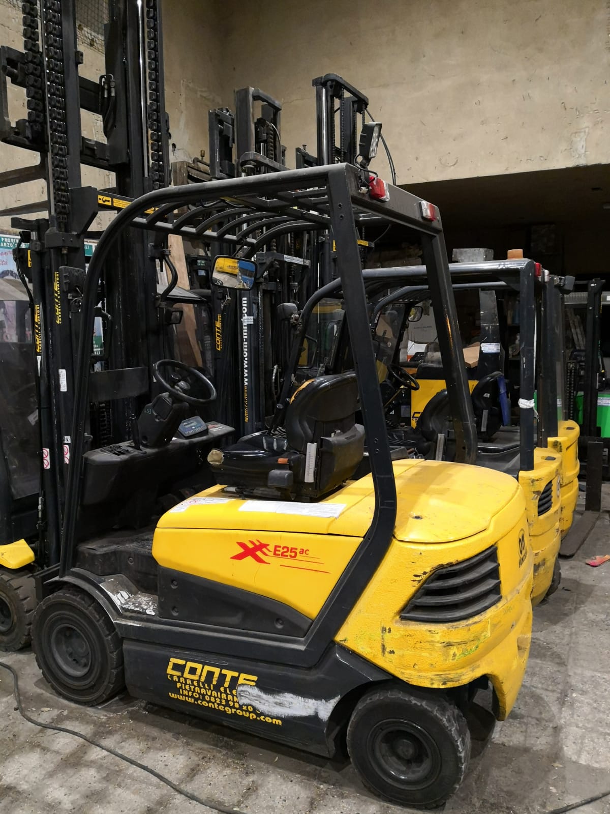 CARRELLO ELEVATORE ( MULETTO) OM-PIMESPO XE25AC in vendita - foto 5