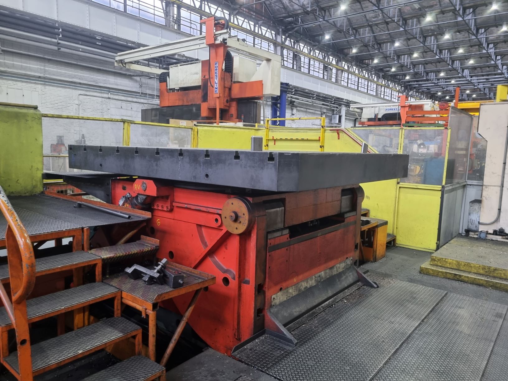 Alesatrice CNC Forest Line montante mobile in vendita - foto 4