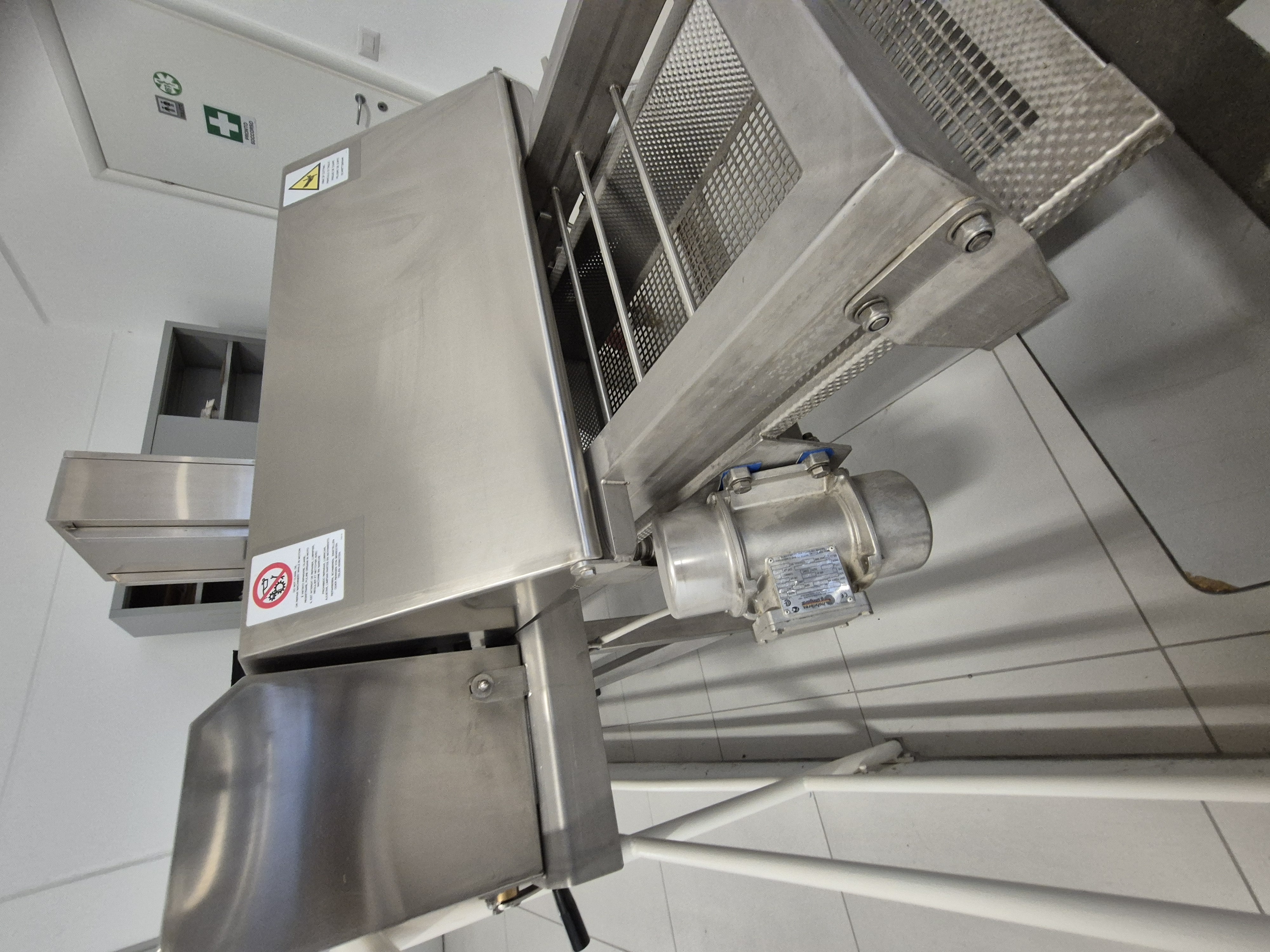  Macchina affettatrice per piccole imprese alimentari in vendita - foto 1