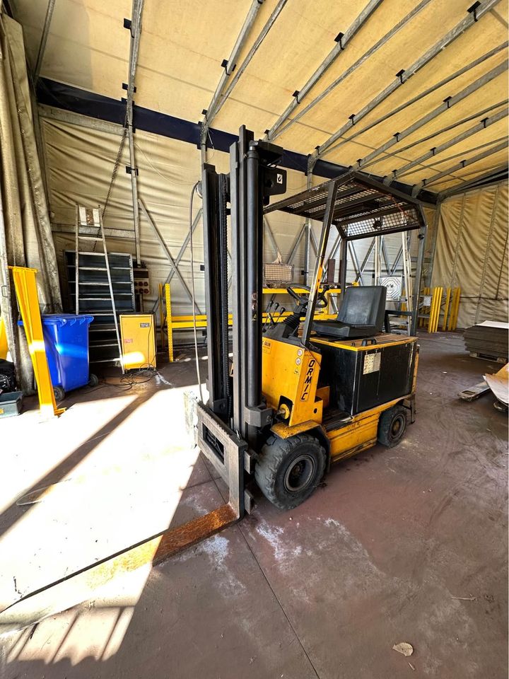 MULATTO CARRELLO ELEVATORE ELETTRICO ORMIC ERQ 20-36 in vendita - foto 5