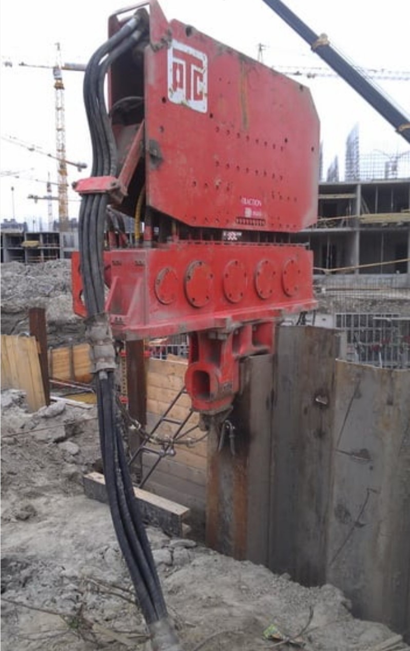 Vibroinfissore per palancole e pali in vendita - foto 3