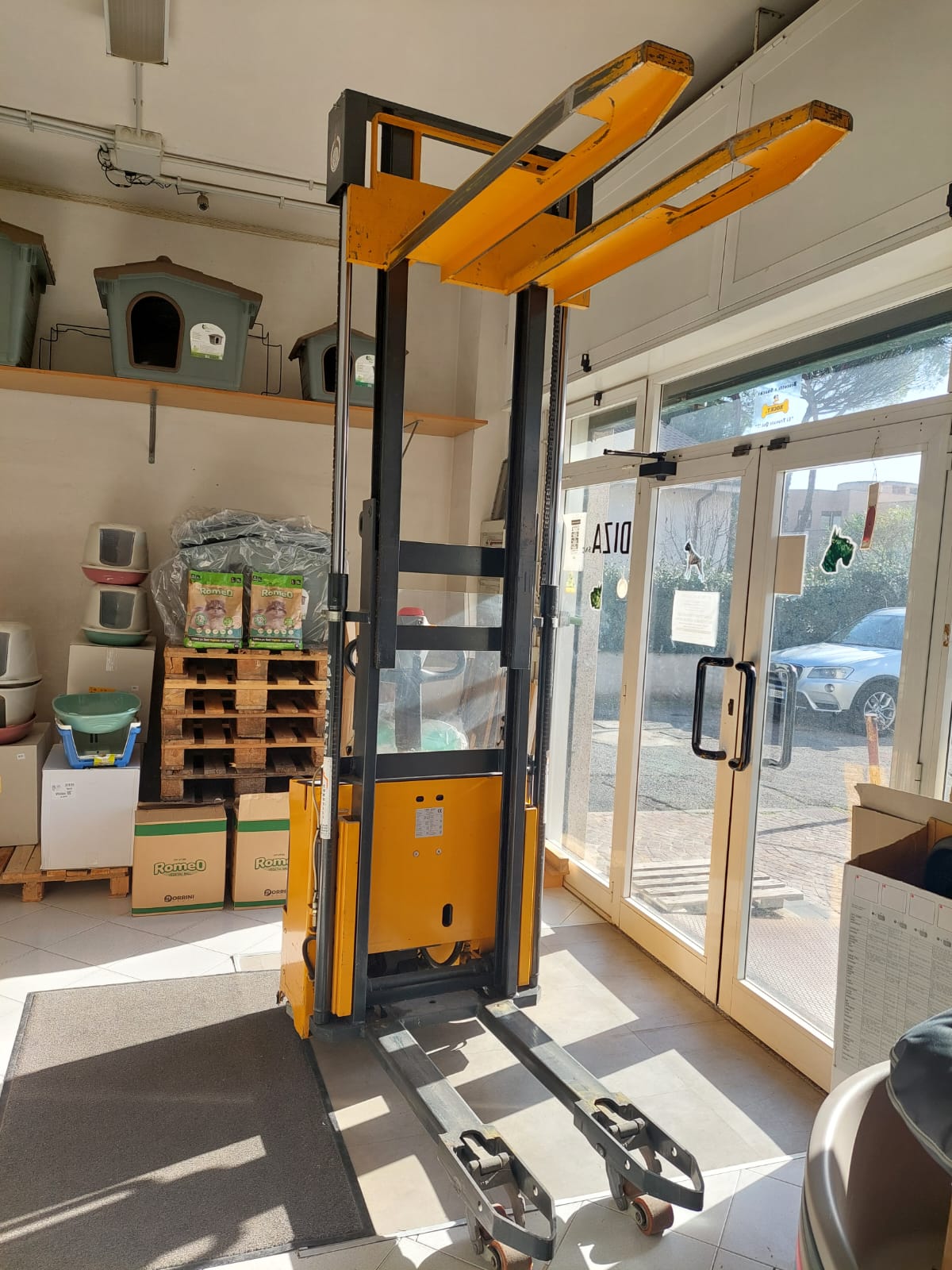 Transpallet elevatore elettrico in vendita - foto 4