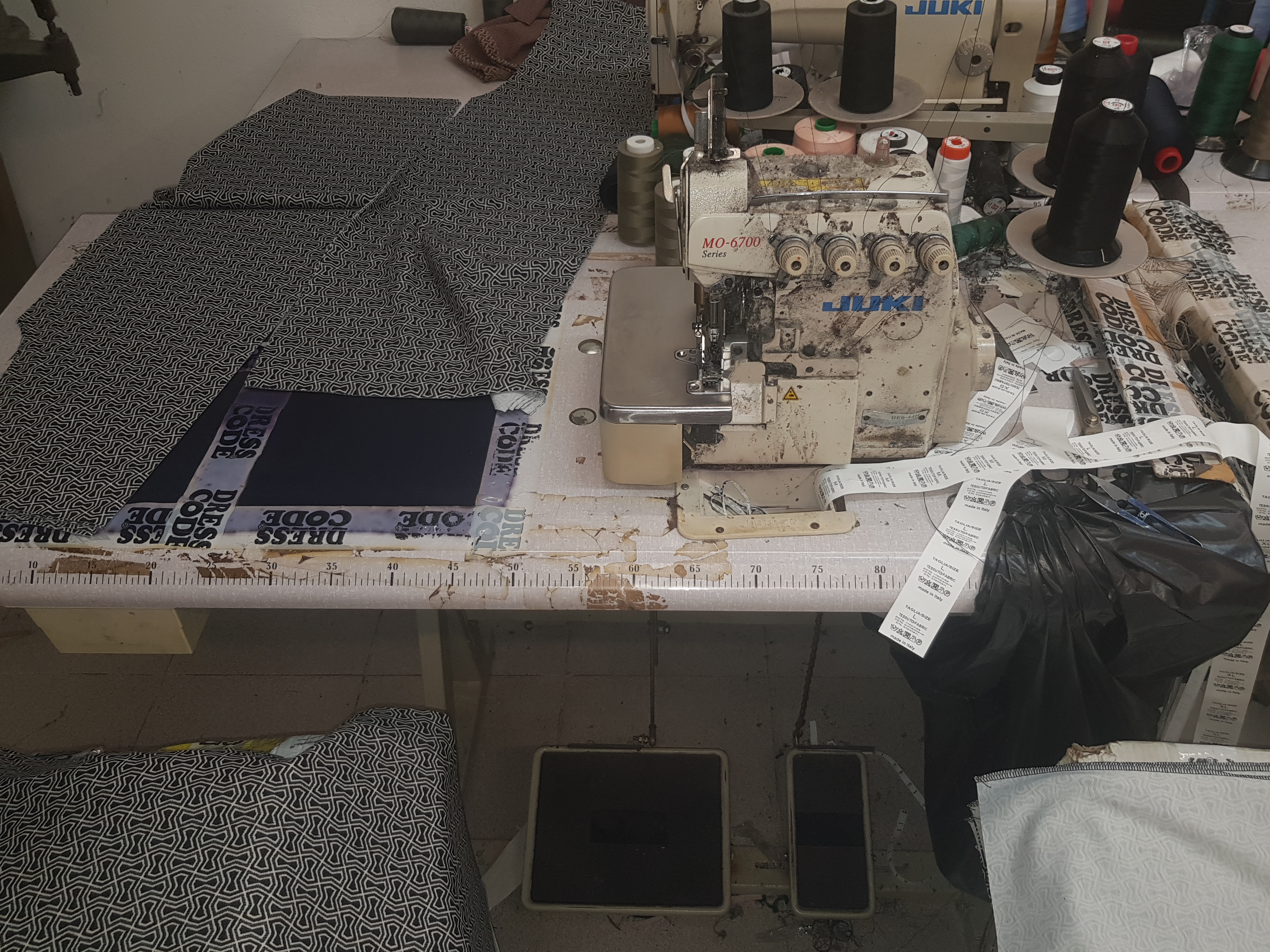 Macchine da cucire Juki industriali ed attrezzatura in vendita - foto 14