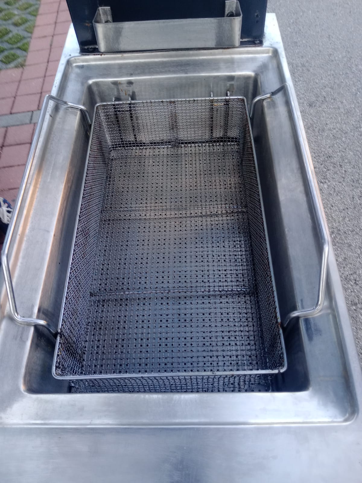 Friggitrice a gas 35 litri  in vendita - foto 5