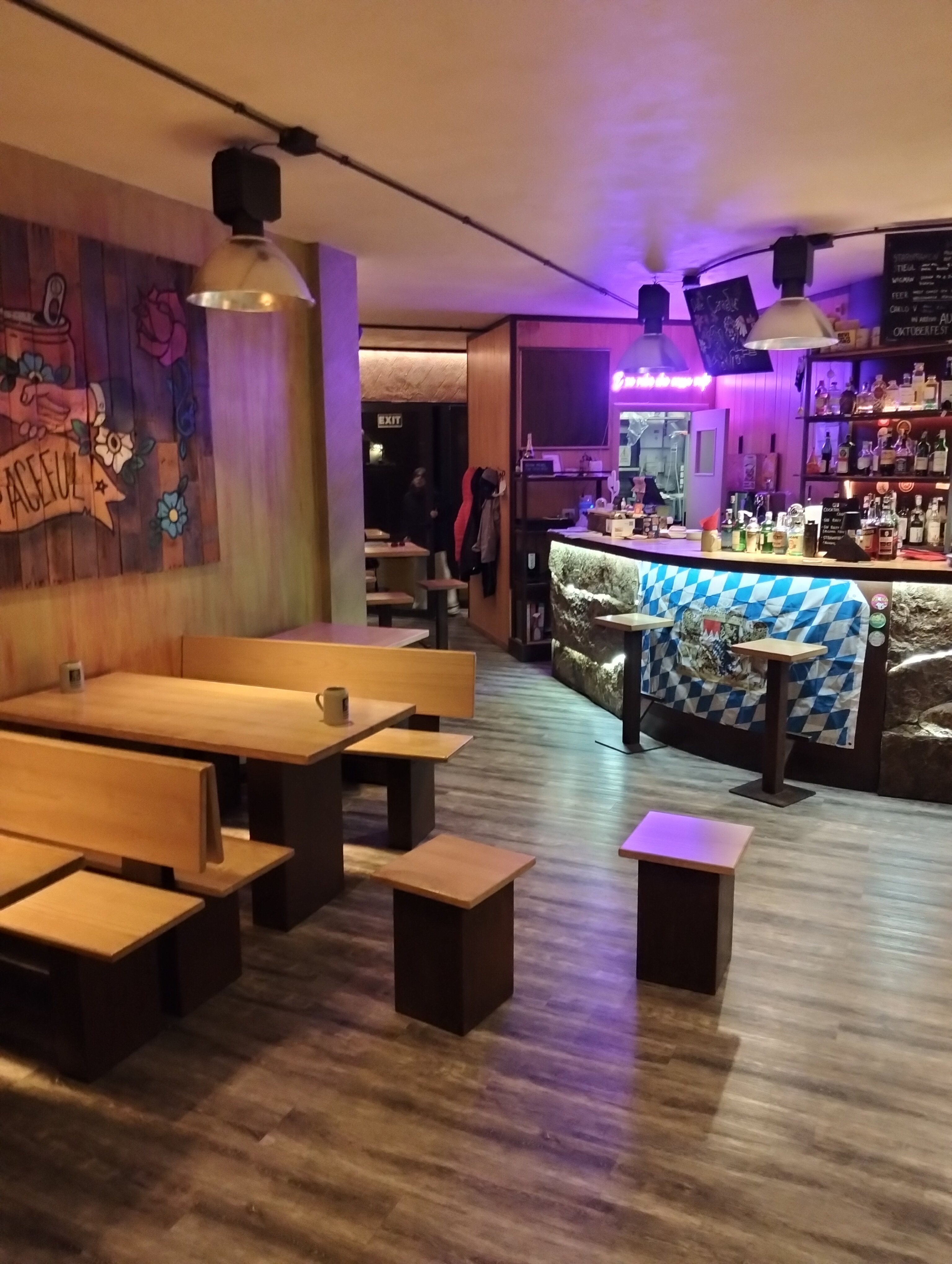 Arredo completo birreria/bar in vendita - foto 7