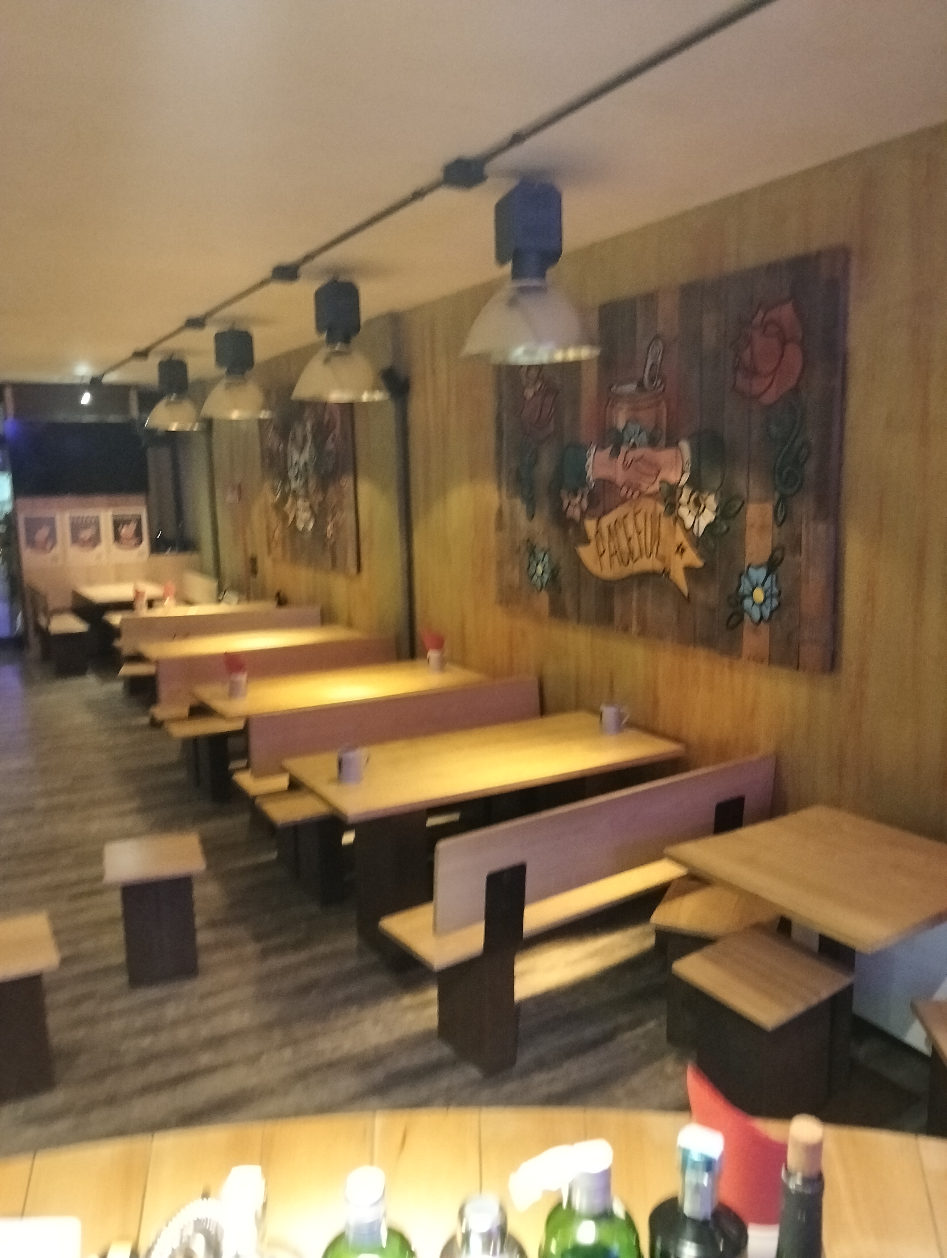 Arredo completo birreria/bar in vendita - foto 3