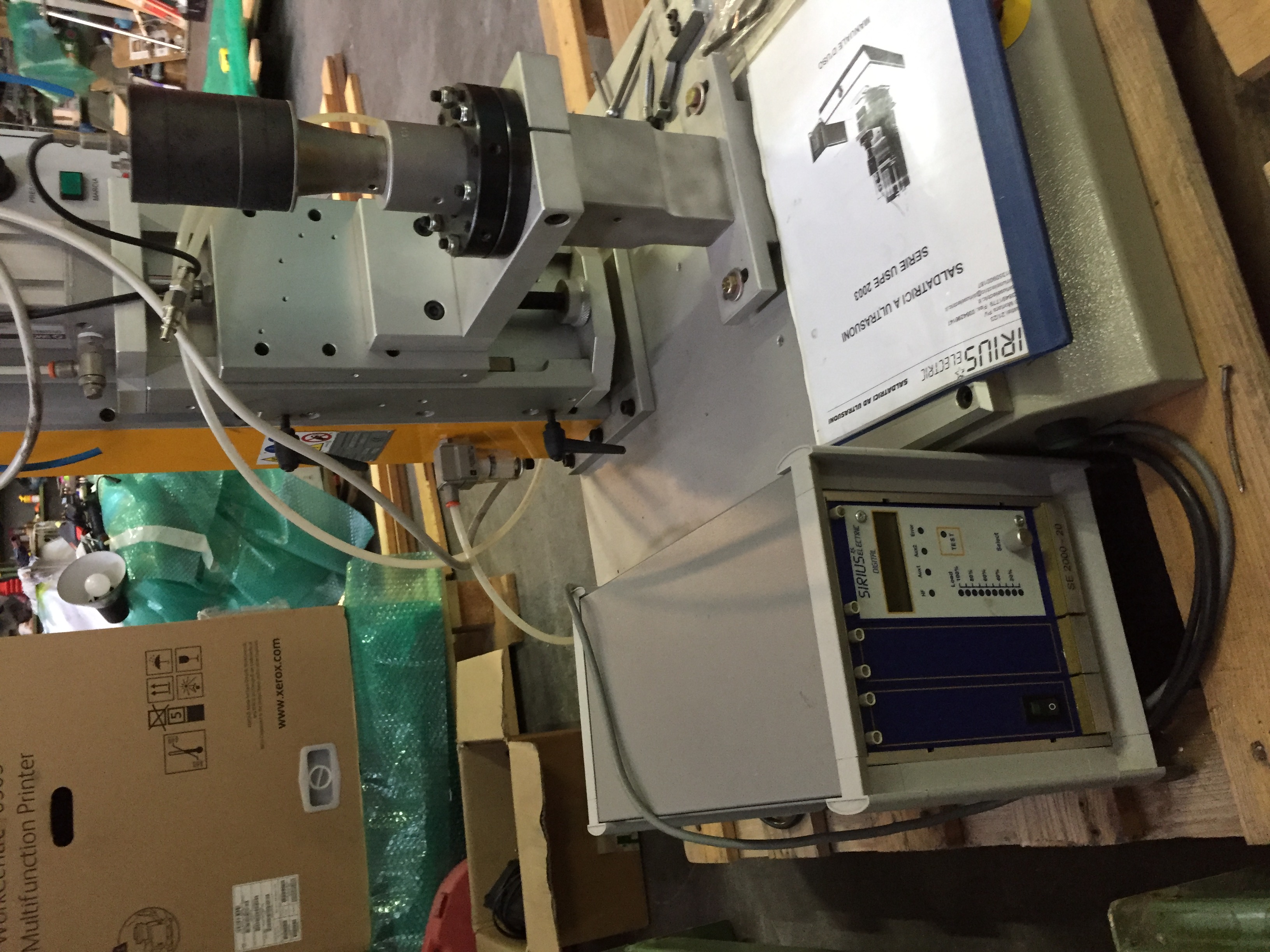 Utensili lavorazione plastica in vendita