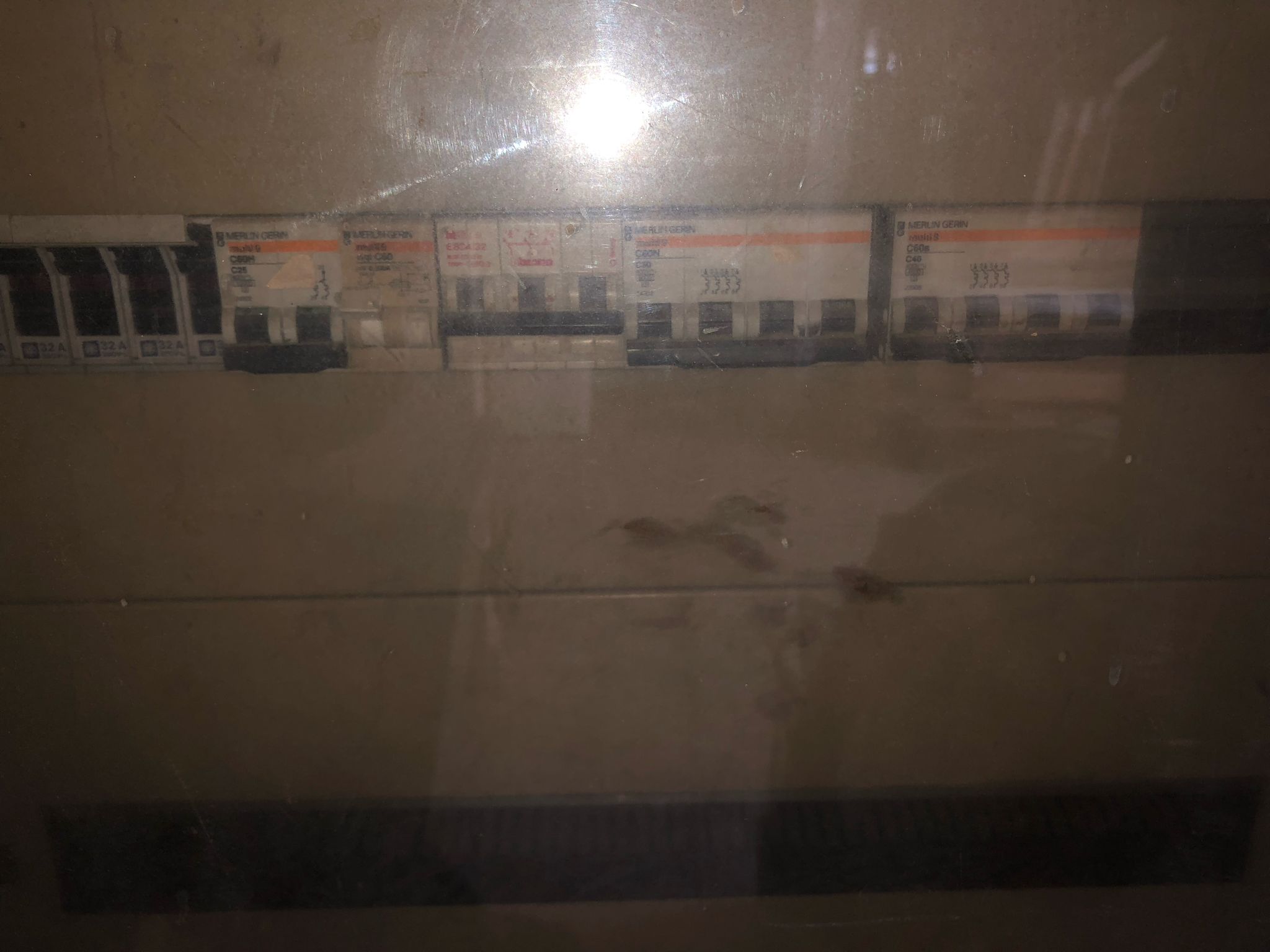 QUADRI ELETTRICI MERLIN GERIN in vendita - foto 6