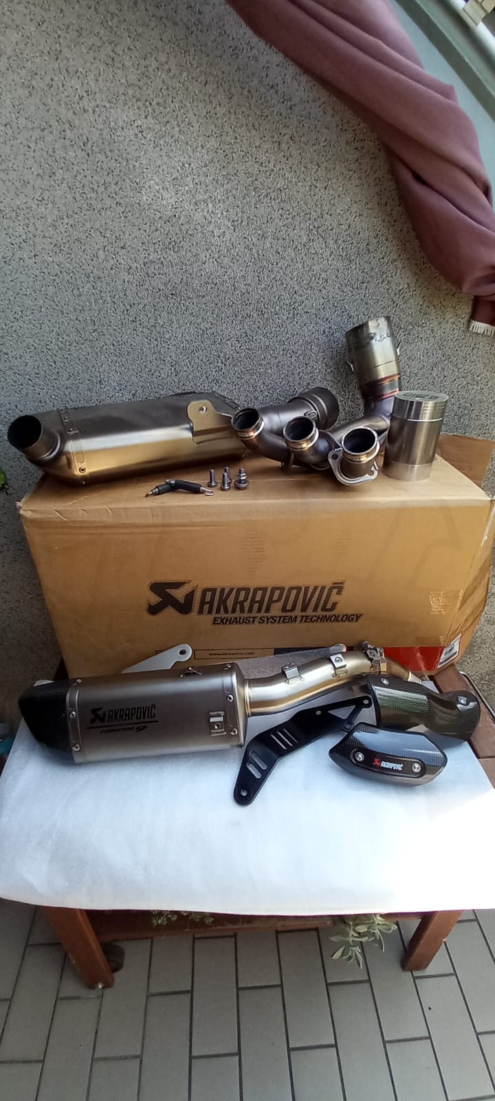 Scarico Akrapovic Moto in vendita - foto 1