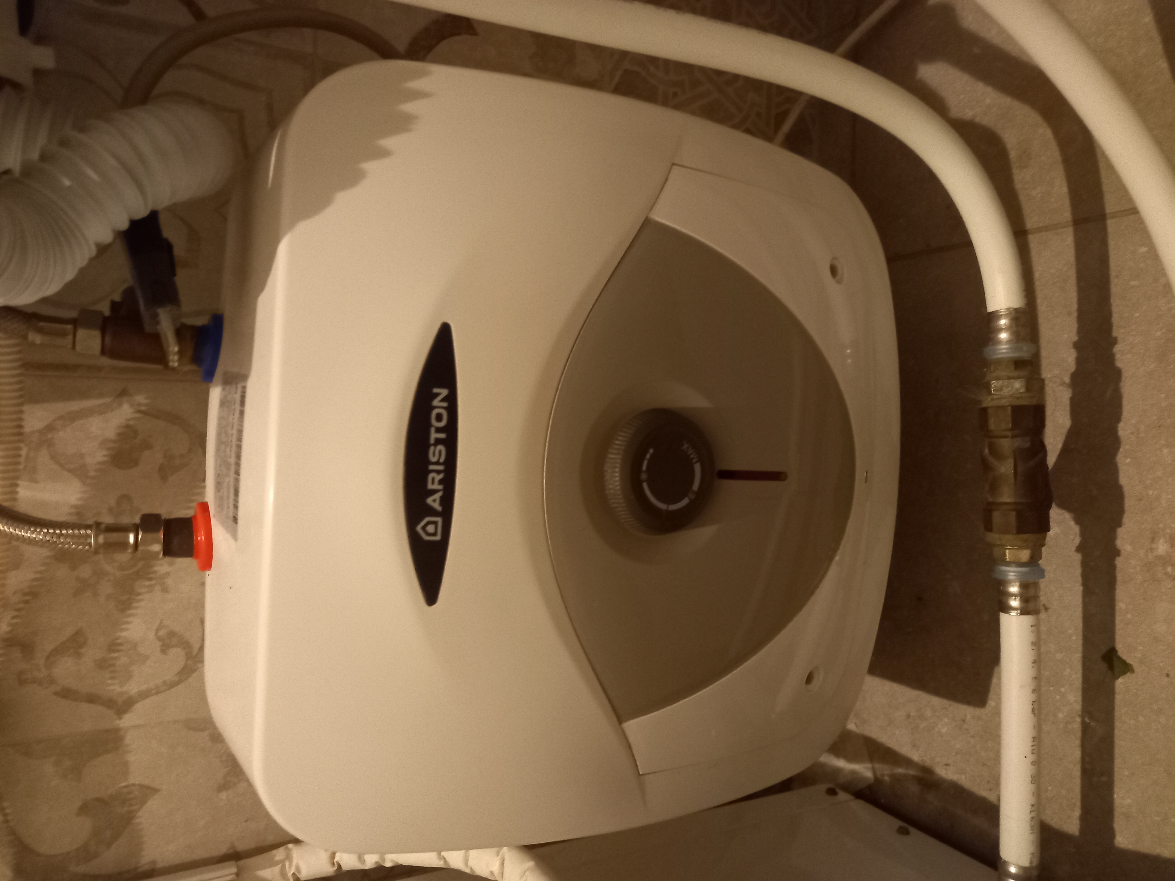 Scaldacqua elettrico Ariston  in vendita - foto 1