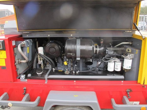 Compressore Atlas Copco modello XAHS 186 in vendita - foto 4