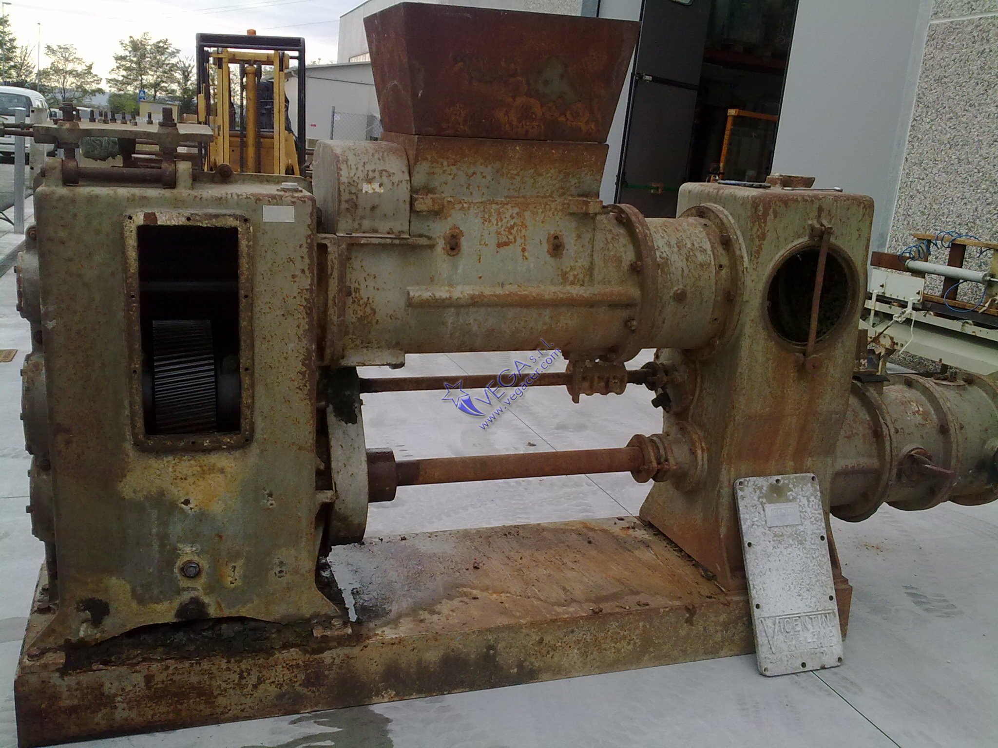 Art. 1432  Impastatrice degasatrice  in vendita - foto 9