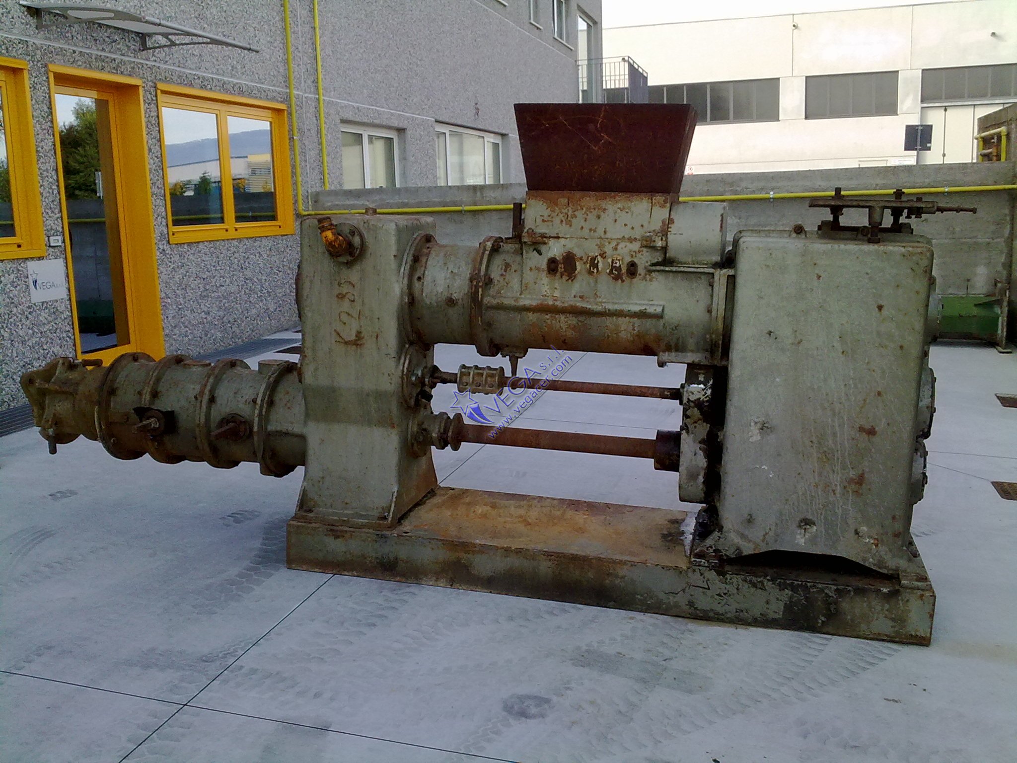 Art. 1432  Impastatrice degasatrice  in vendita - foto 1