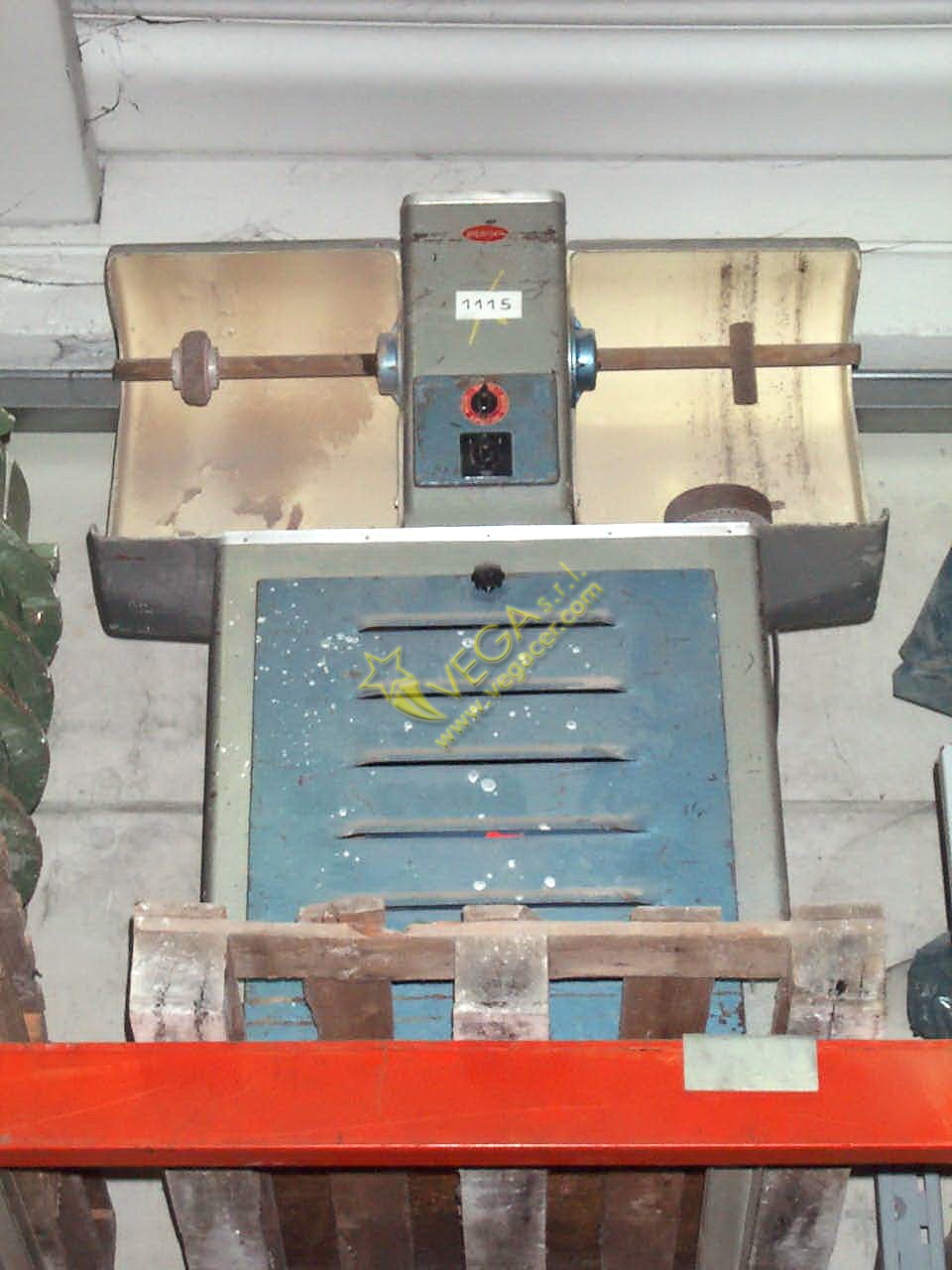 Art. 1115 Lucidatrice per metalli con aspiratore  in vendita - foto 1