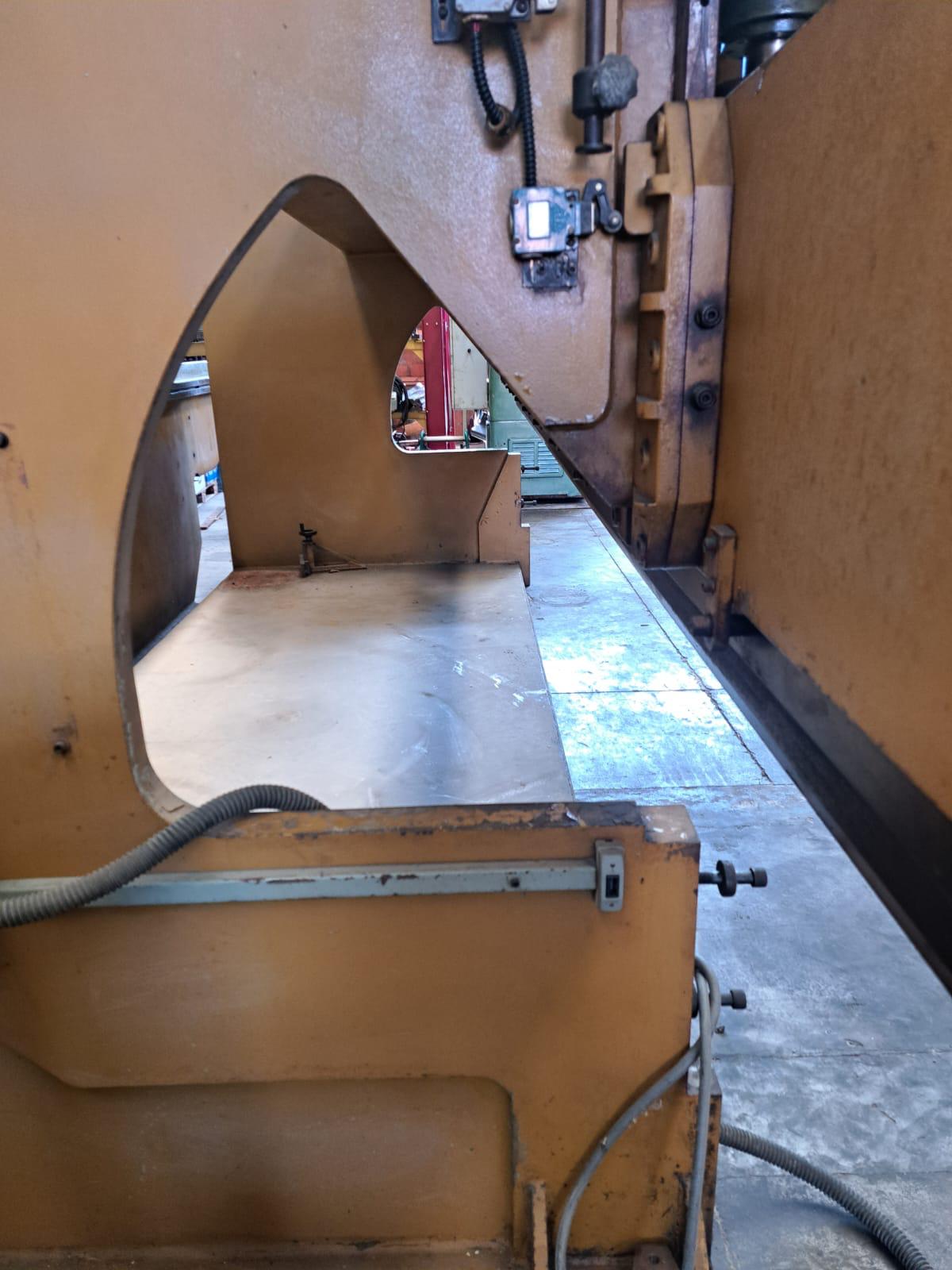 PRESSA PIEGATRICE IDRAULICA SOMO 6000x50 Ton USATA in vendita - foto 2