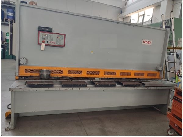 Cesoia idraulica Omag usata in vendita - foto 1