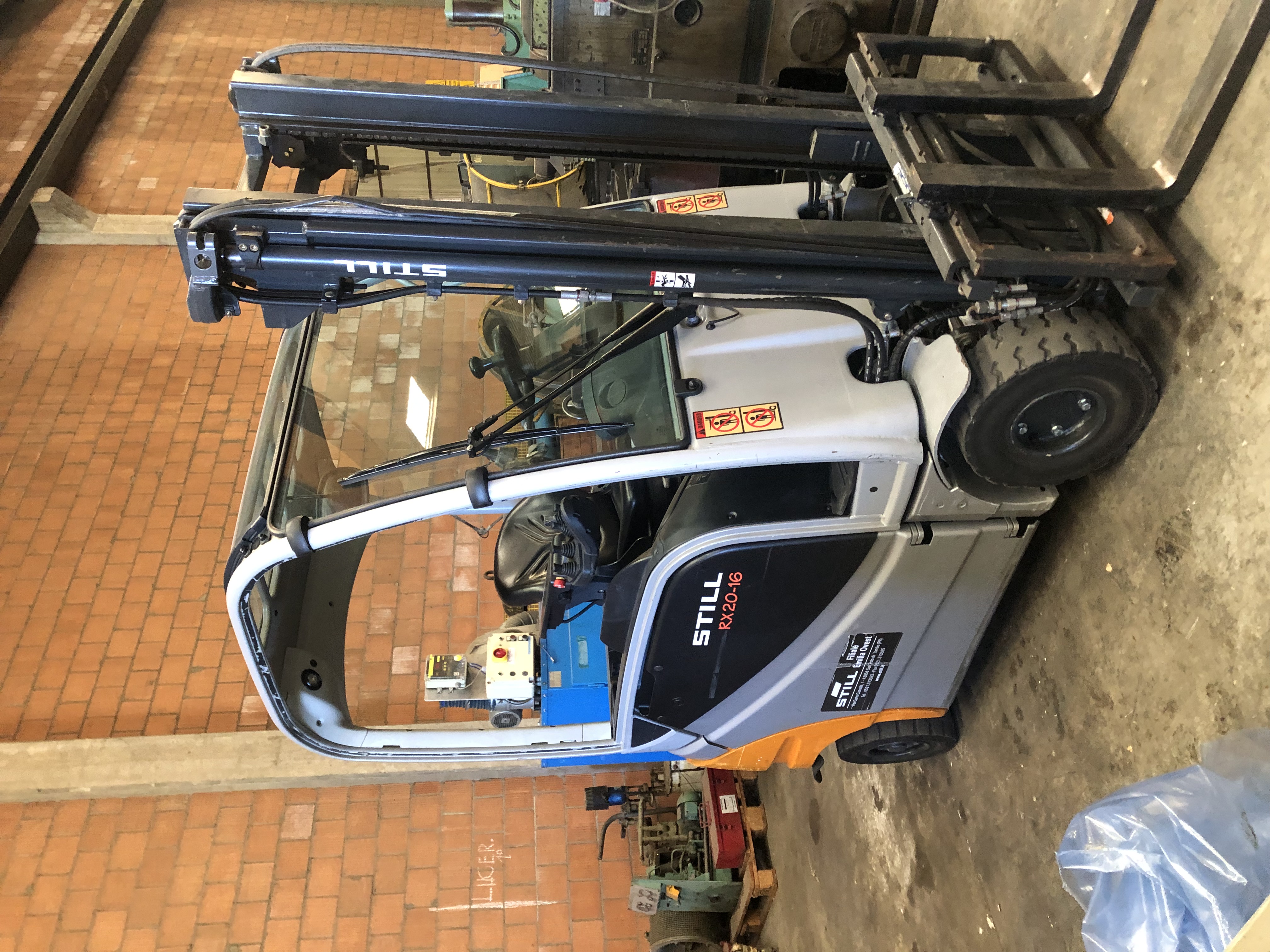Carrello elevatore elettrico STILL usato in vendita - foto 3