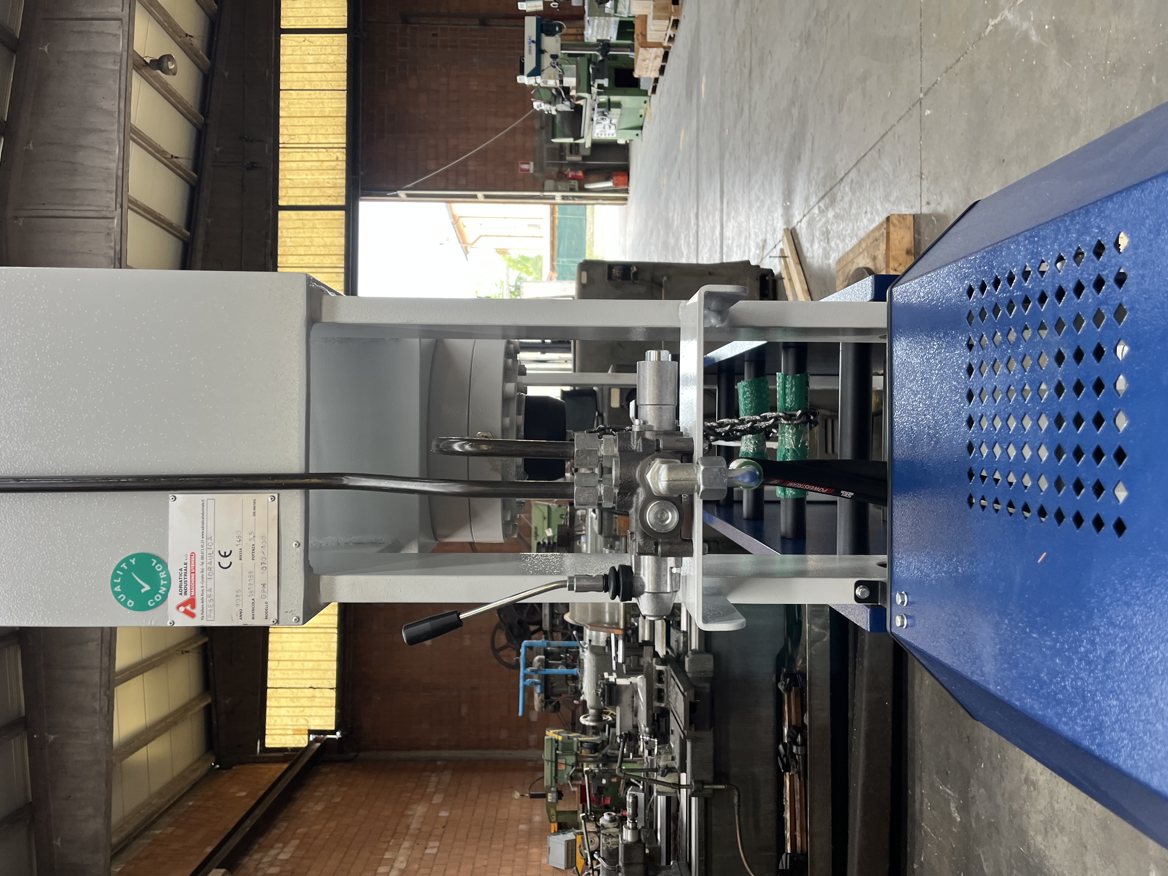 PRESSA IDRAULICA 100 TON NUOVA in vendita - foto 3