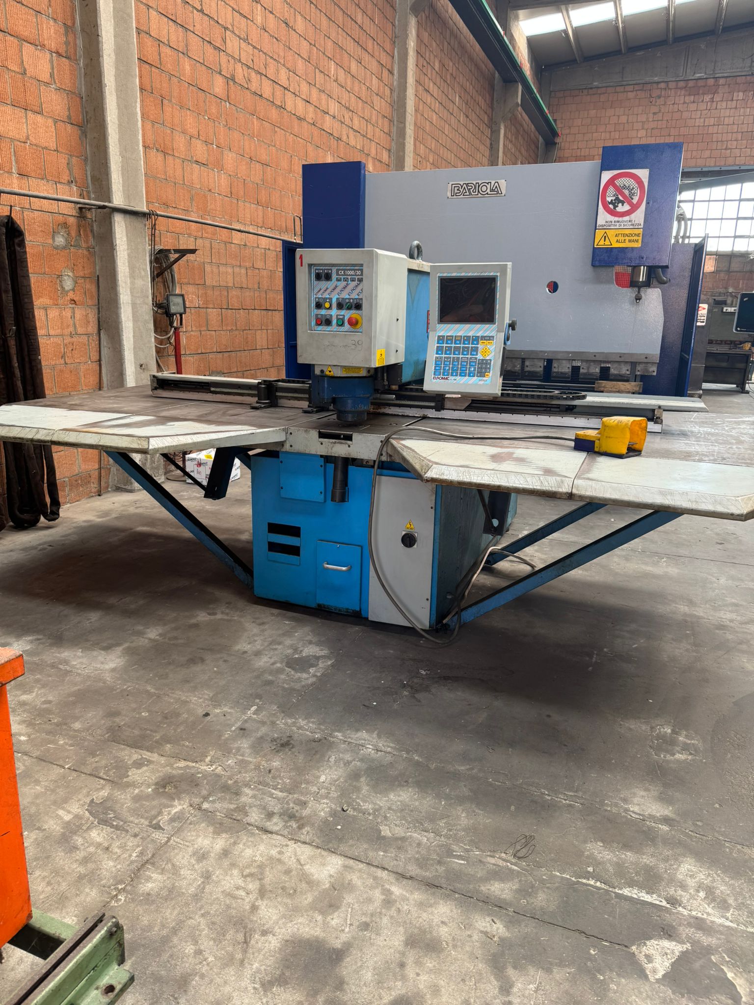 Punzonatrice usata Euromac CNC in vendita - foto 1