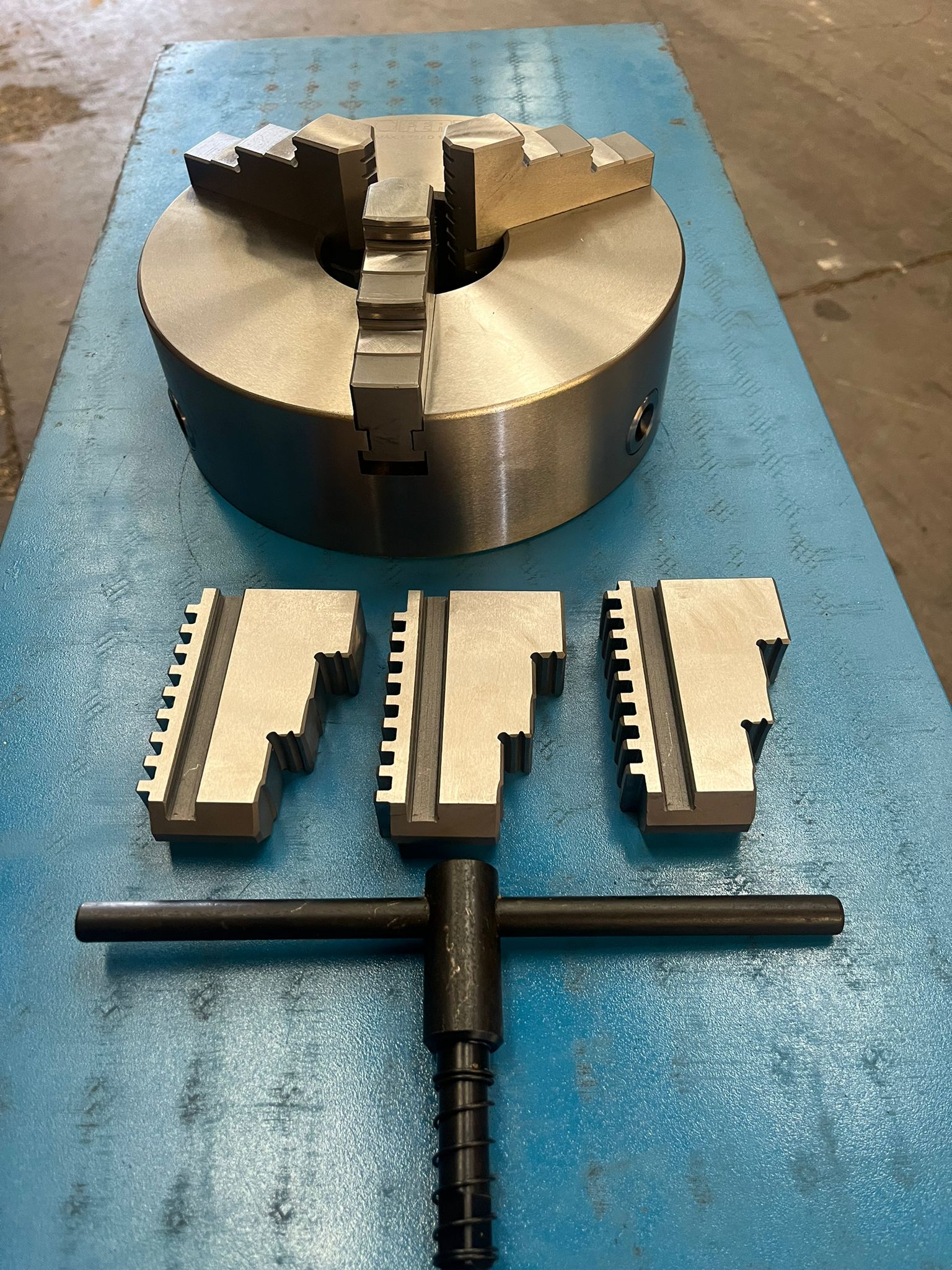MANDRINO AUTOCENTRANTE DI PRECISIONE 250 mm in vendita - foto 4