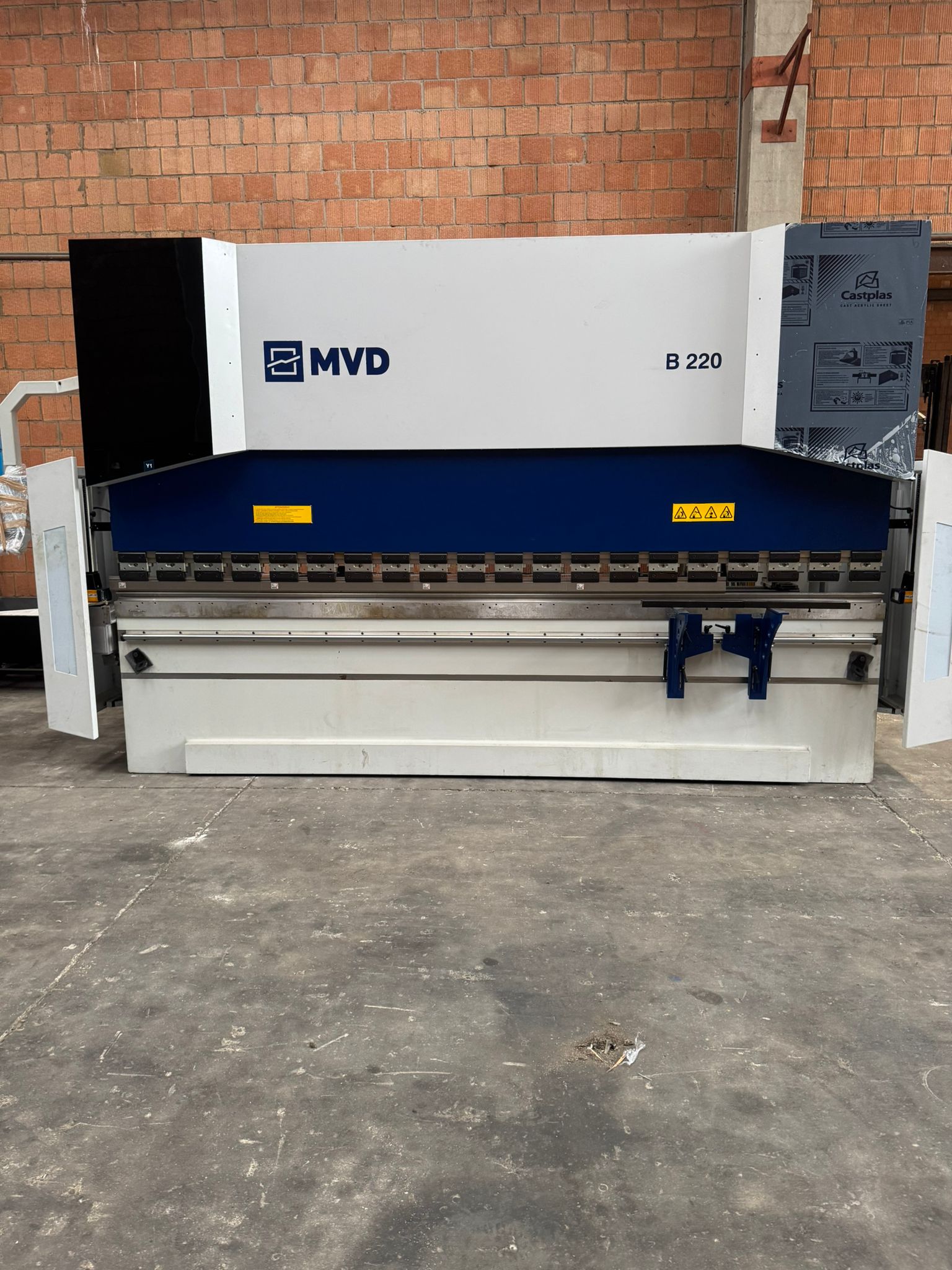 Piegatrice 4100x220 Ton CNC 6 assi nuova in vendita - foto 10