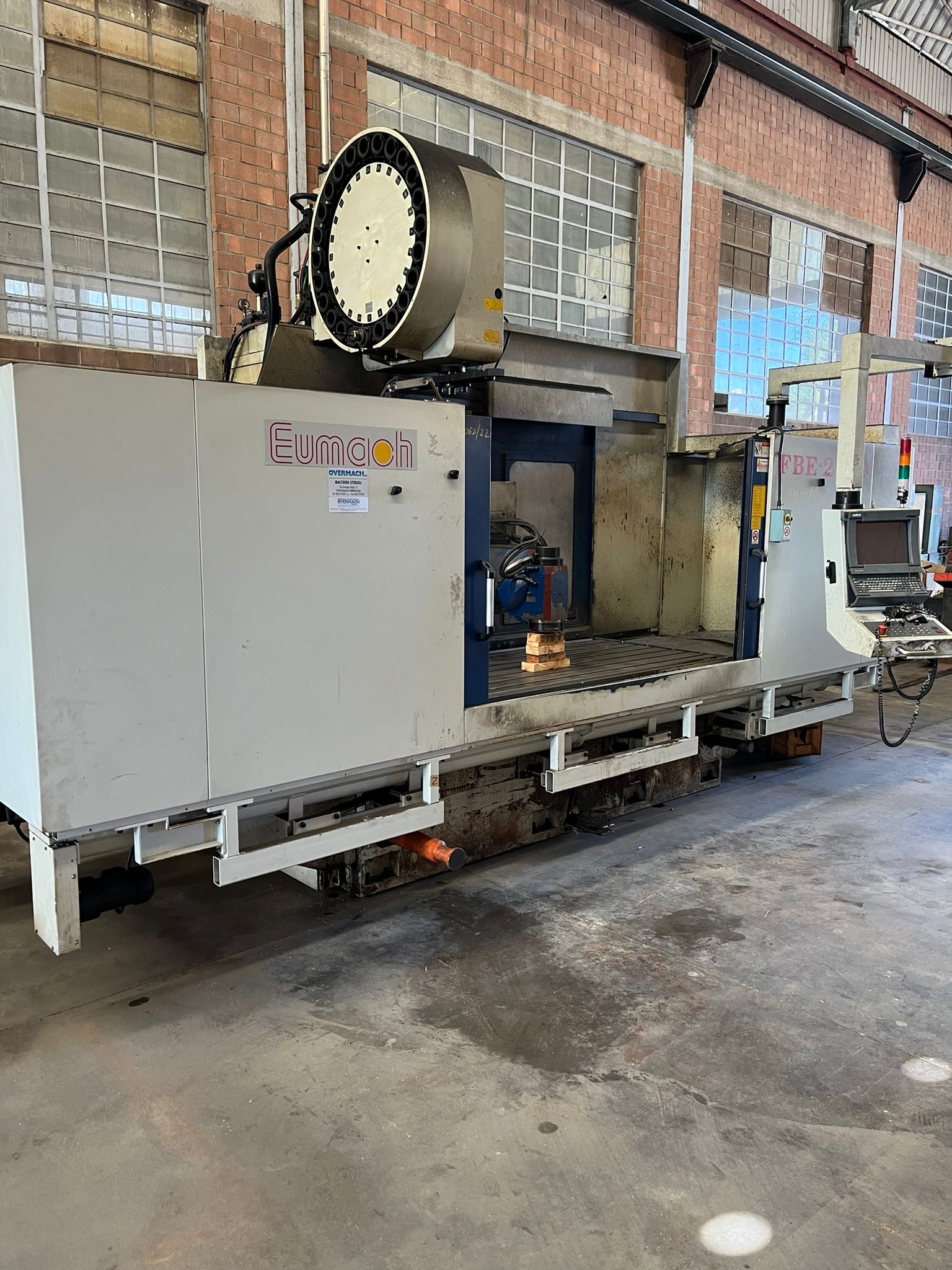 Fresatrice Eumach FBE 2000 CNC Usata in vendita - foto 5