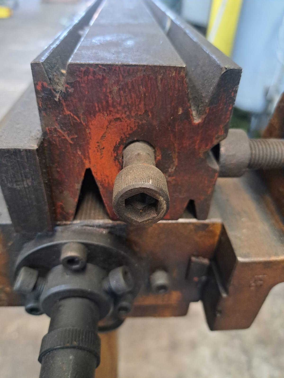 Piegatrice idraulica Somo 6000x50ton usata in vendita - foto 2