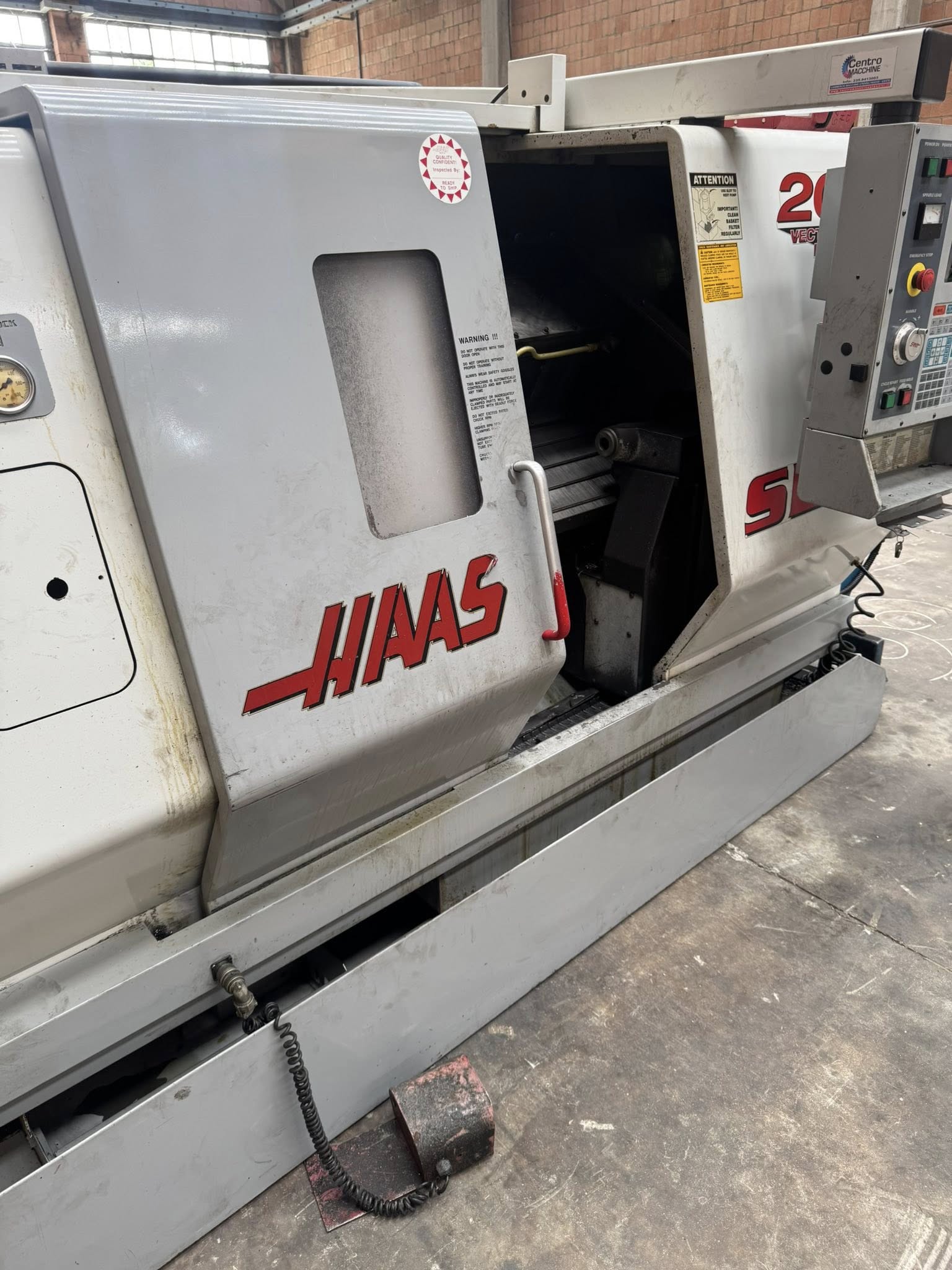 Tornio CNC HAAS usato in vendita - foto 4