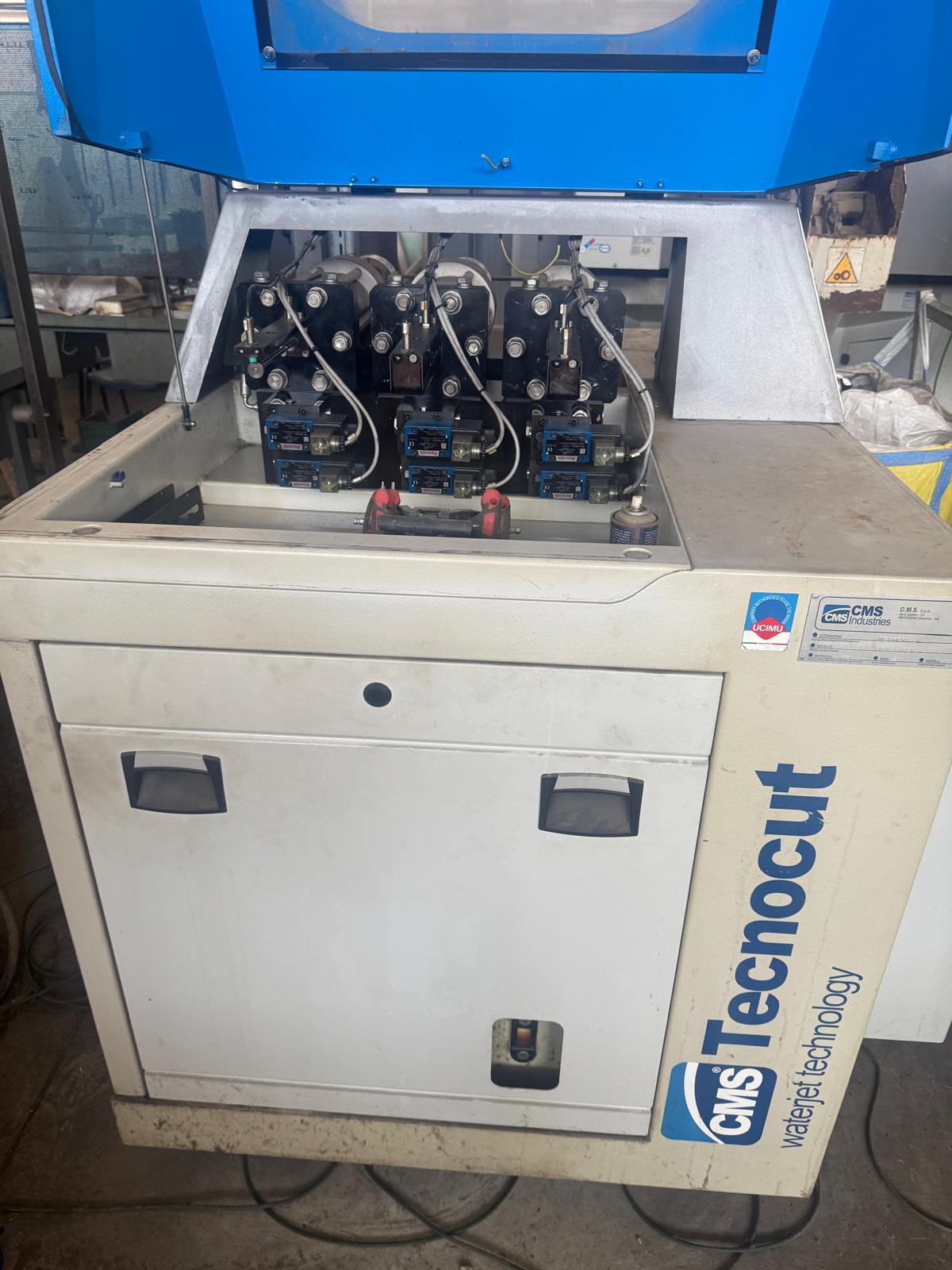 Taglio a getto d'acqua Tecnocut usato in vendita - foto 2