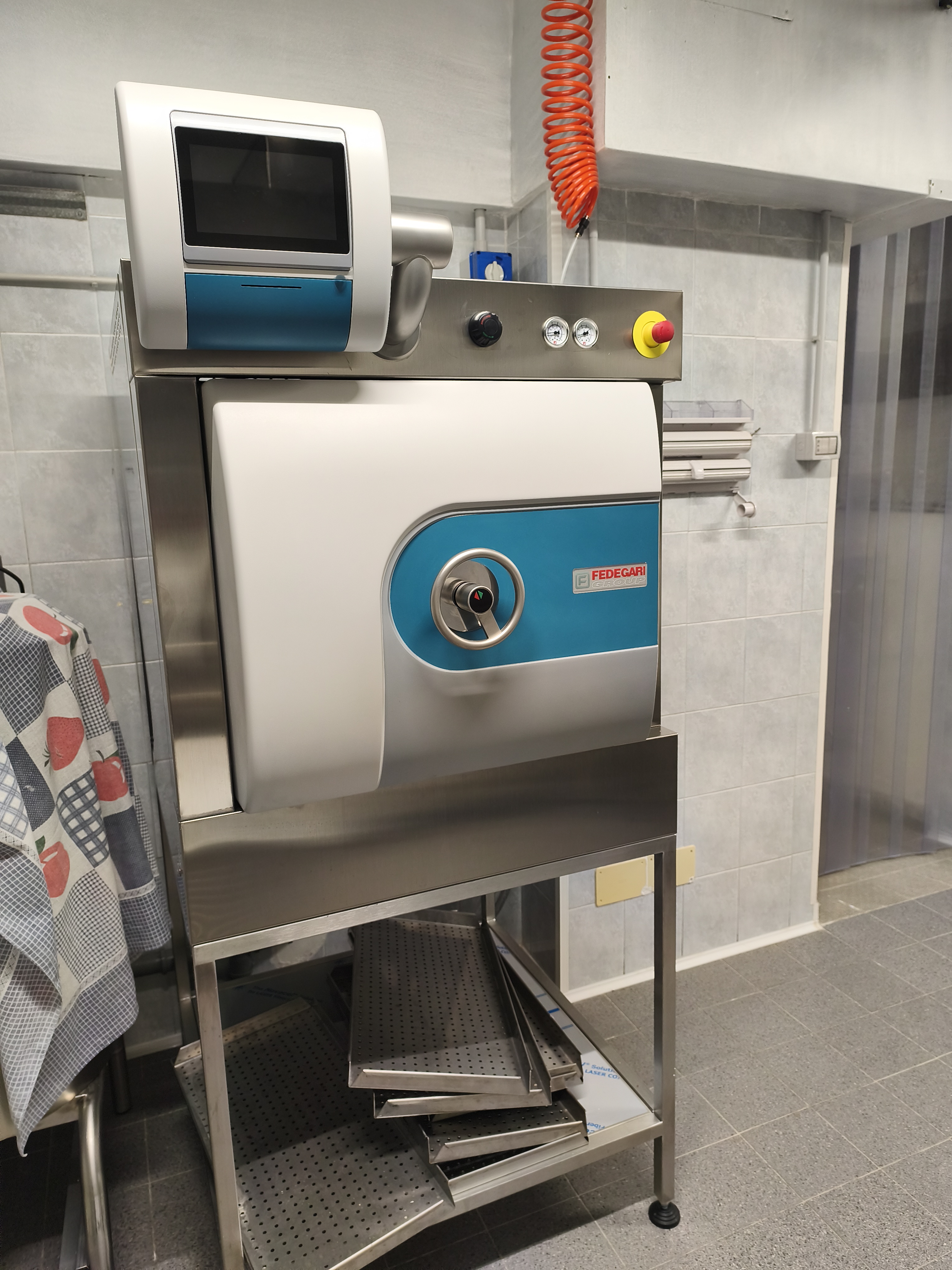 Autoclave Fedegari FOB3/TS + impianto osmosi OSMOTEAM in vendita - foto 1