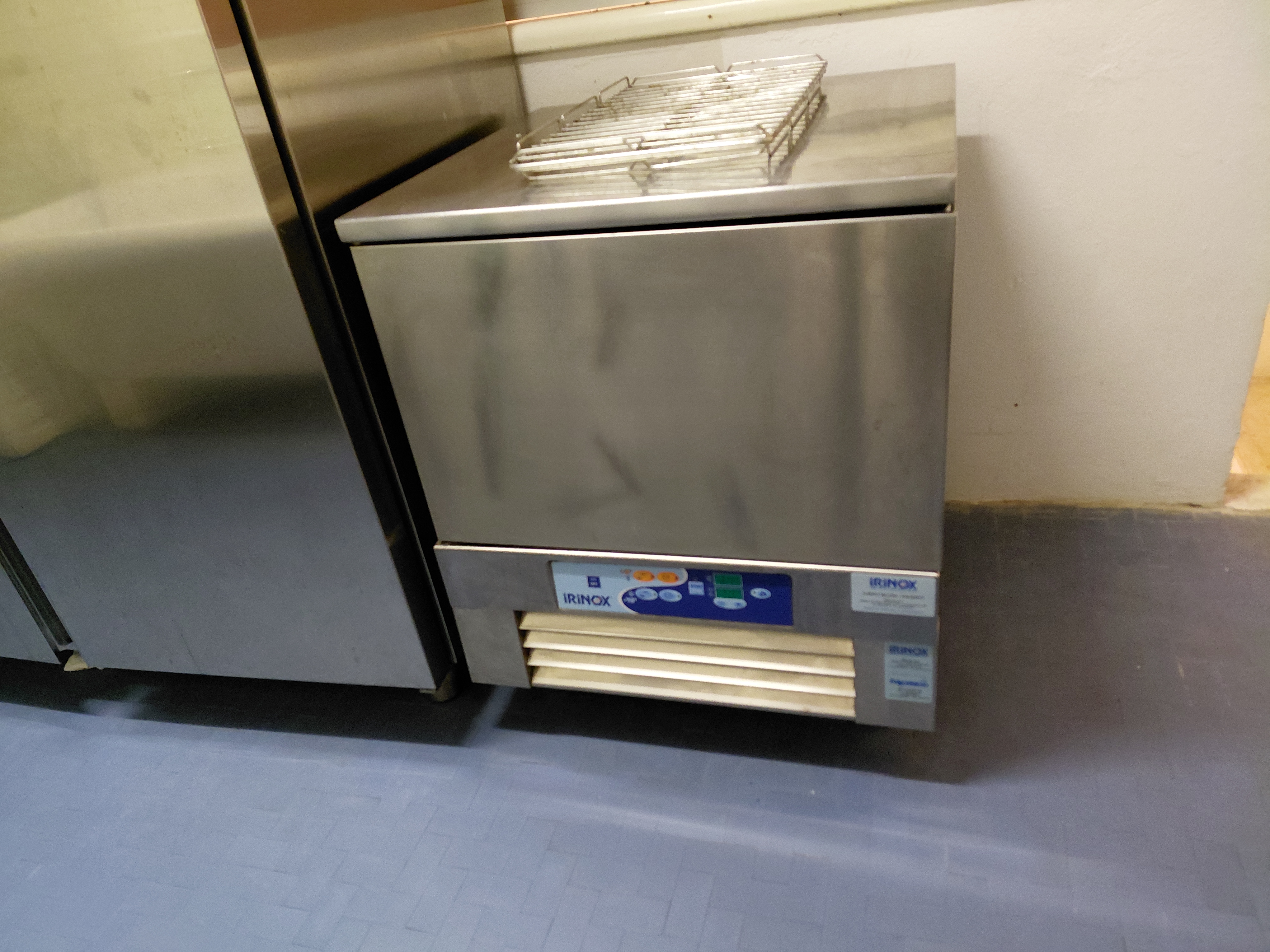 Vendo Abbattitore Irinox 5 teglie in vendita - foto 1