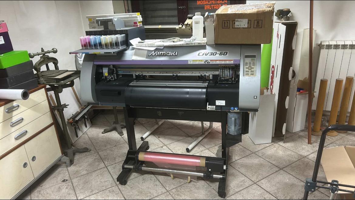 Vendo Plotter in vendita - foto 1