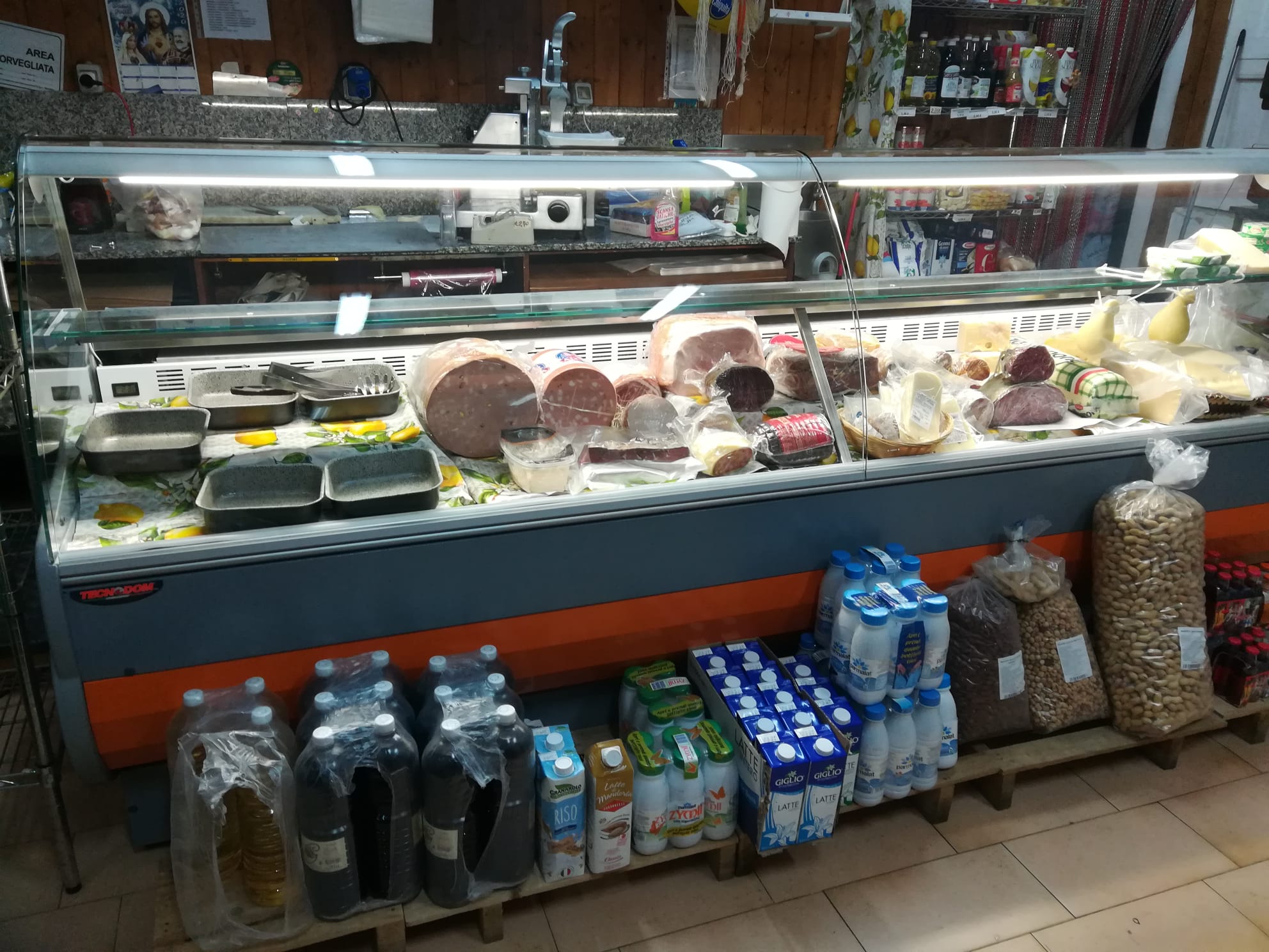 Banco salumeria e formaggi  in vendita - foto 2