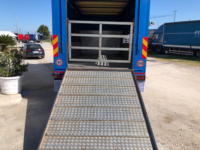 IVECO EUROCARGO 75E15 TRASPORTO CAVALLI in vendita - foto 4