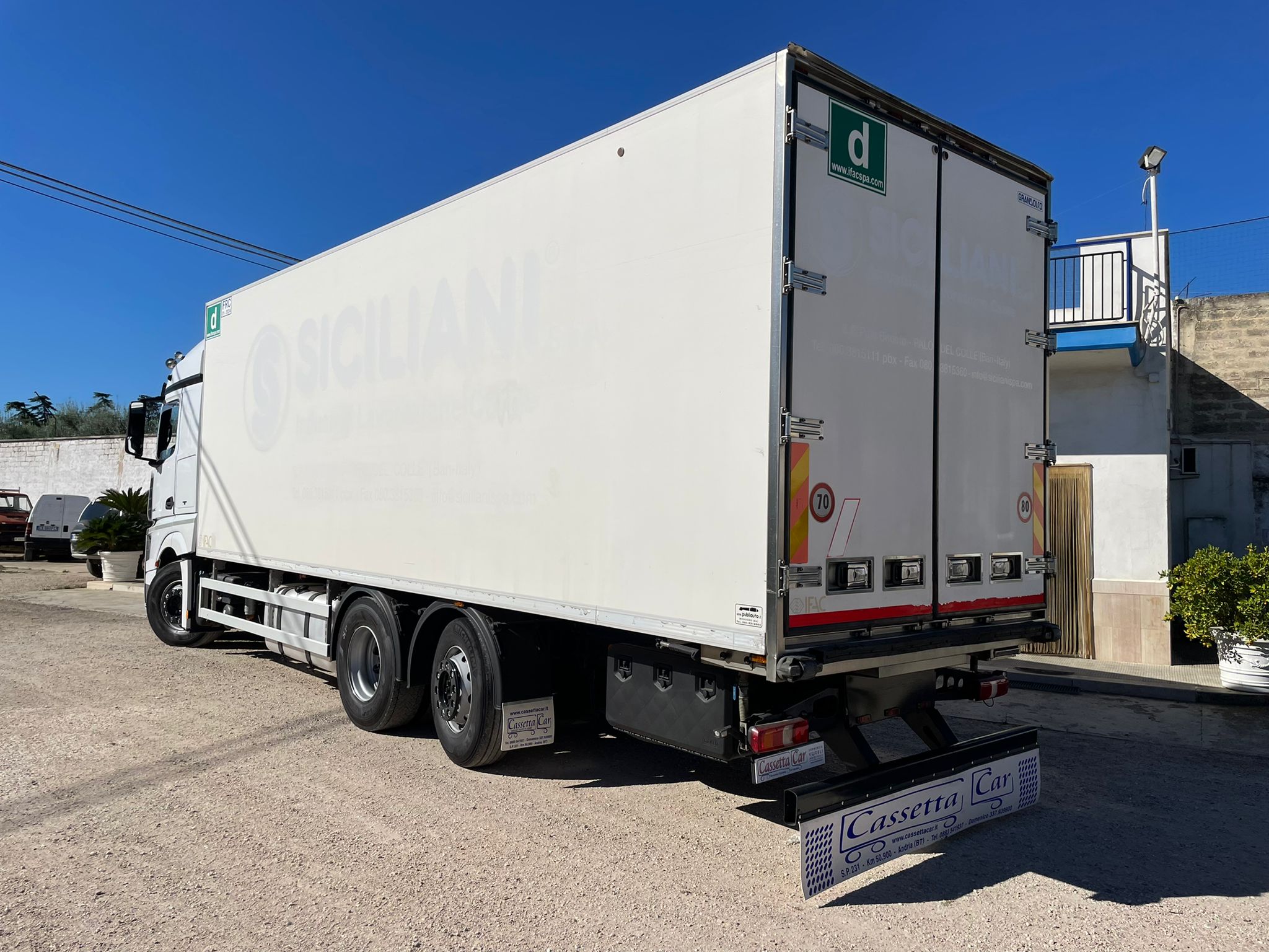 MERCEDES-BENZ ACTROS 25.45 EURO 6 CASSA FRIGO CARNI in vendita - foto 8