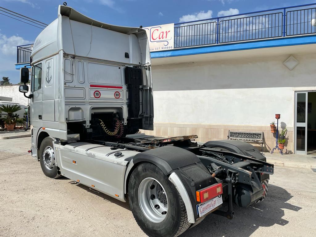 DAF XF 105/460 TRATTORE STRADALE IN ADR EURO 5 in vendita - foto 2